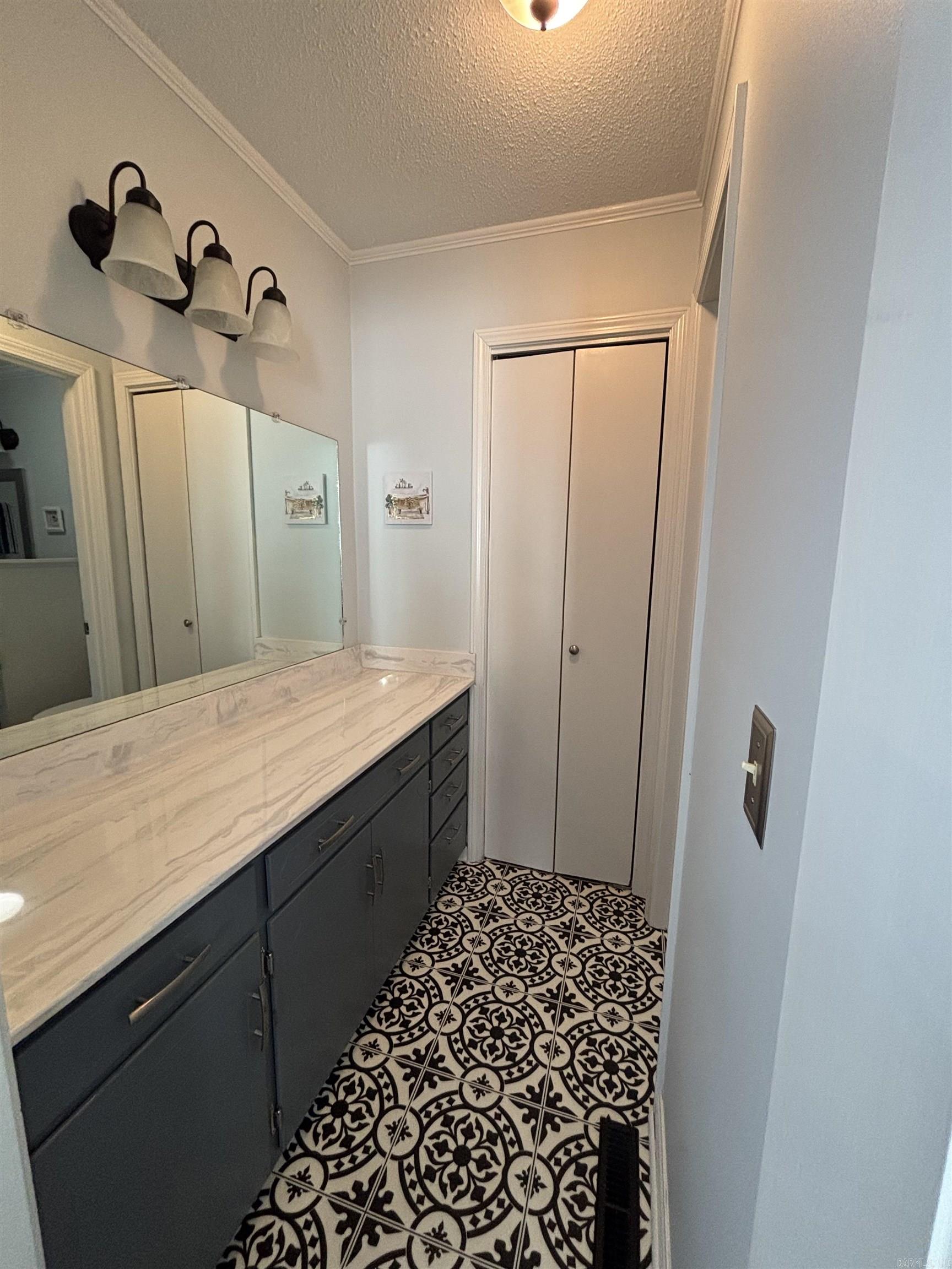 1410 W Main  Walnut Ridge, AR