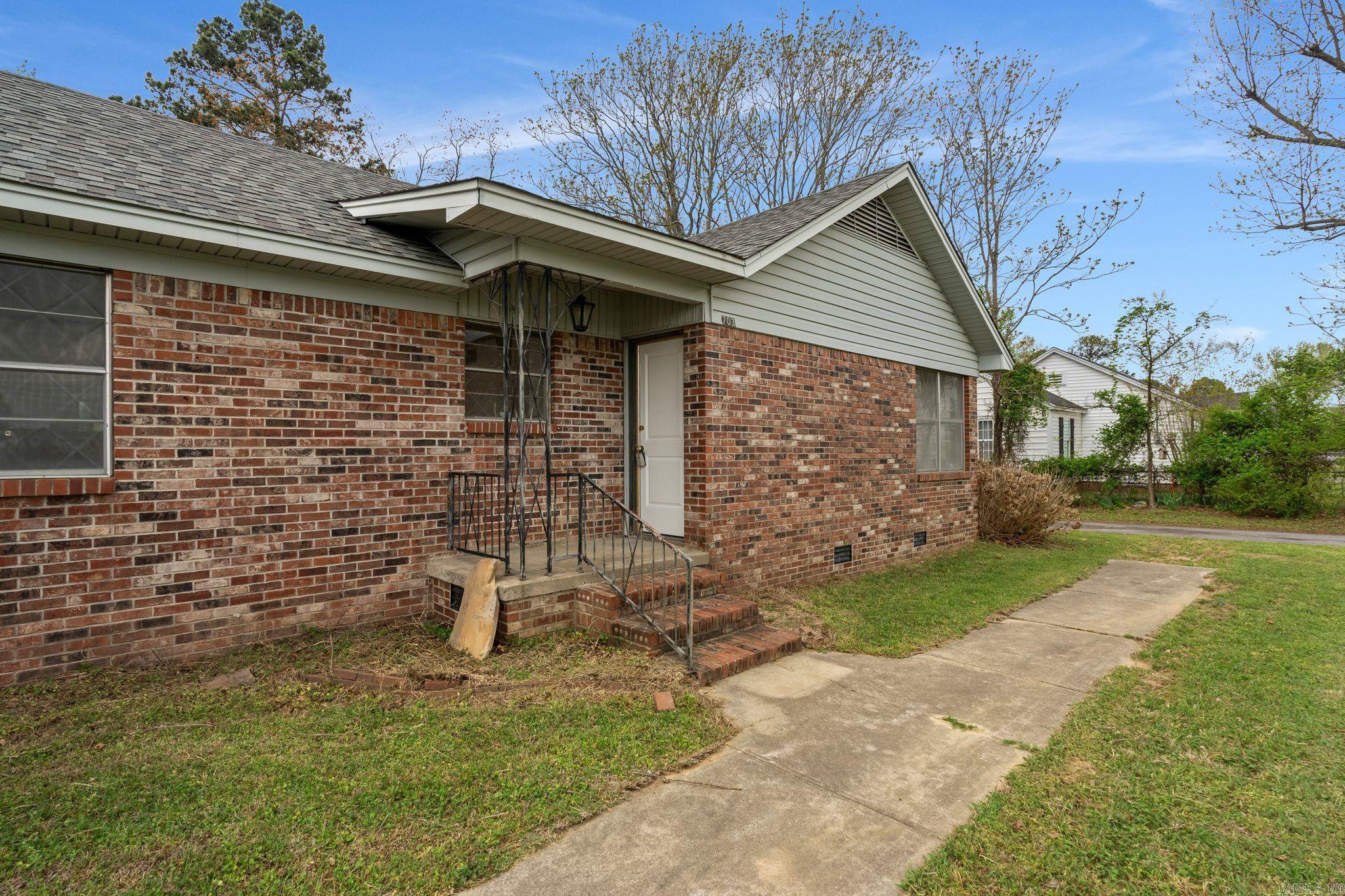 703 S Franklin  Lavaca, AR