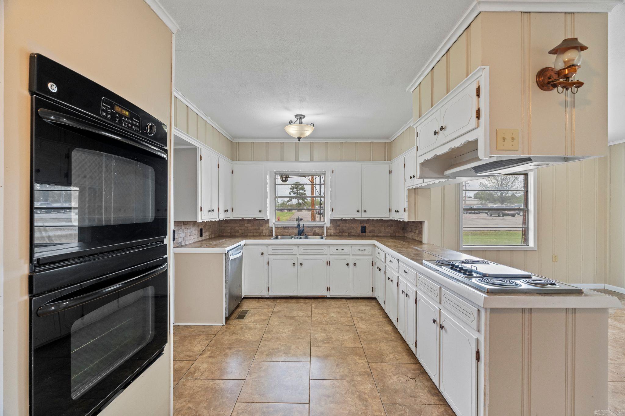 703 S Franklin  Lavaca, AR