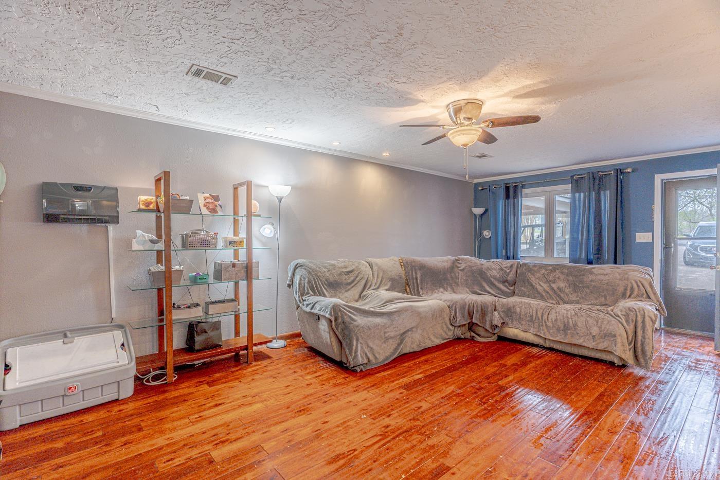 4 Mishemokwa  Cherokee Village, AR