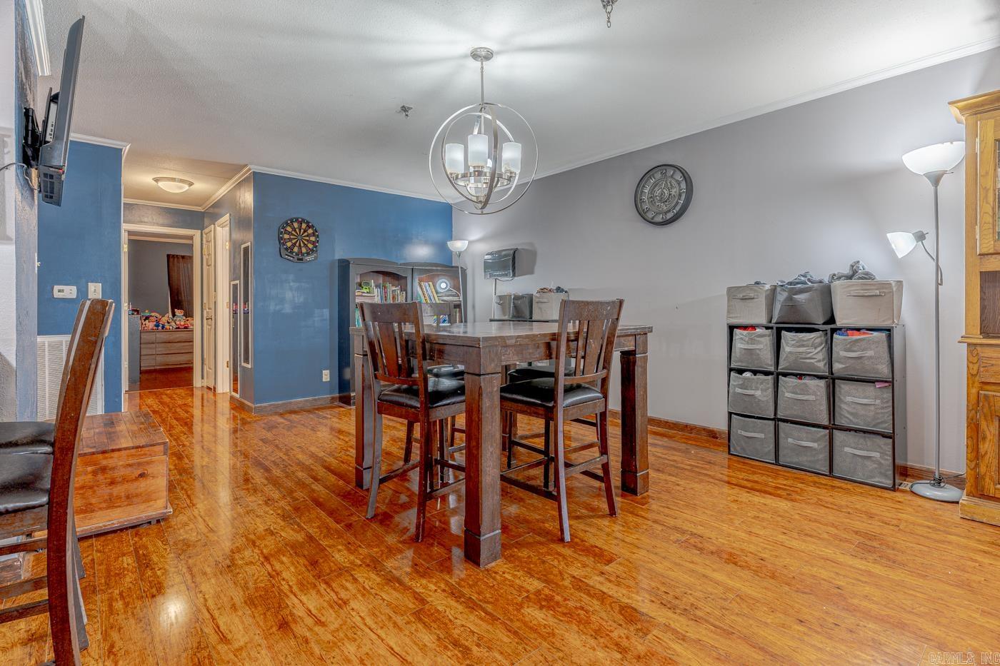 4 Mishemokwa  Cherokee Village, AR