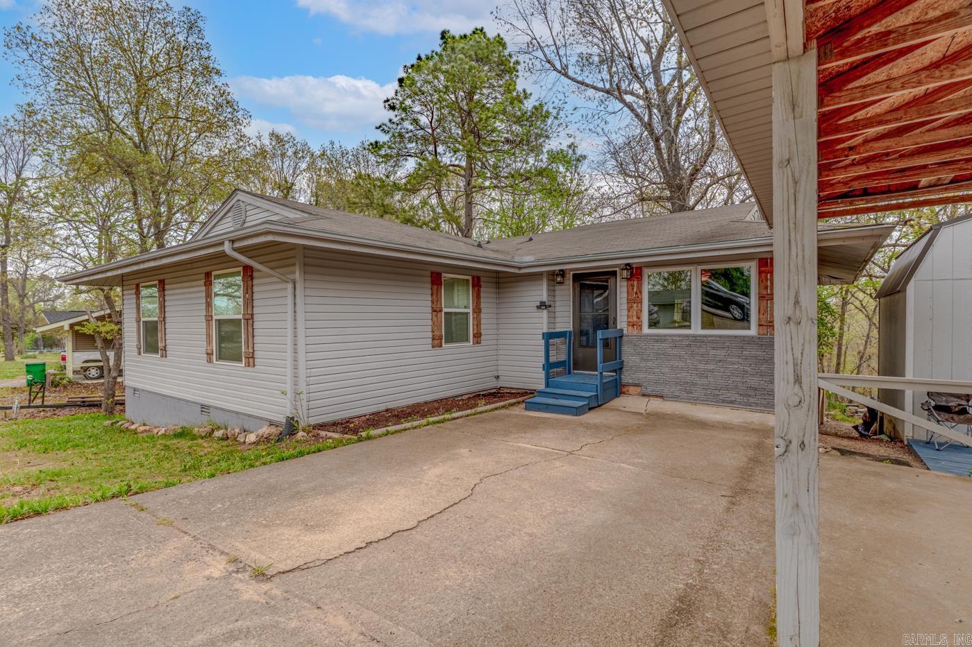 4 Mishemokwa  Cherokee Village, AR