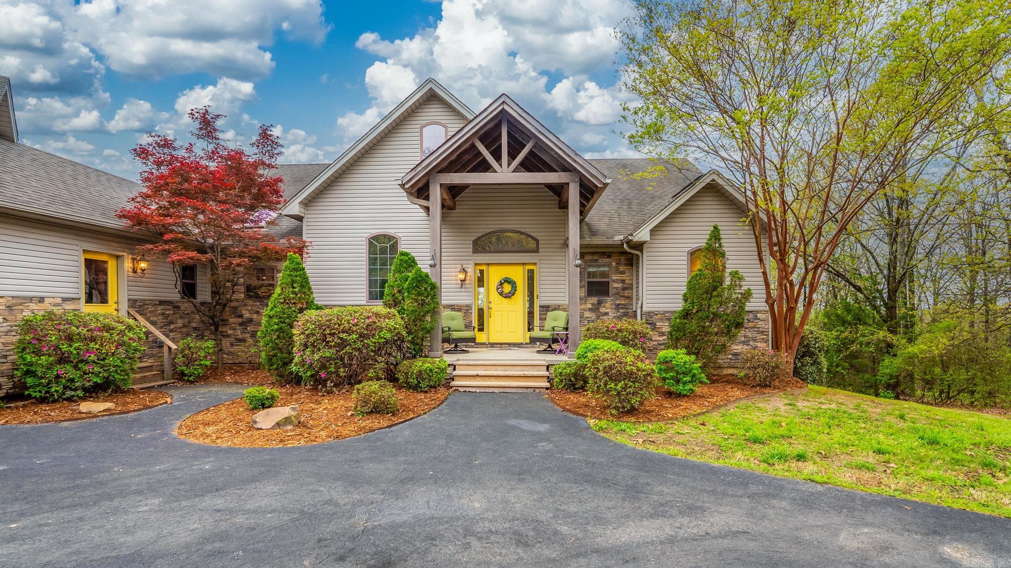 90 Hayes Hill  Conway, AR