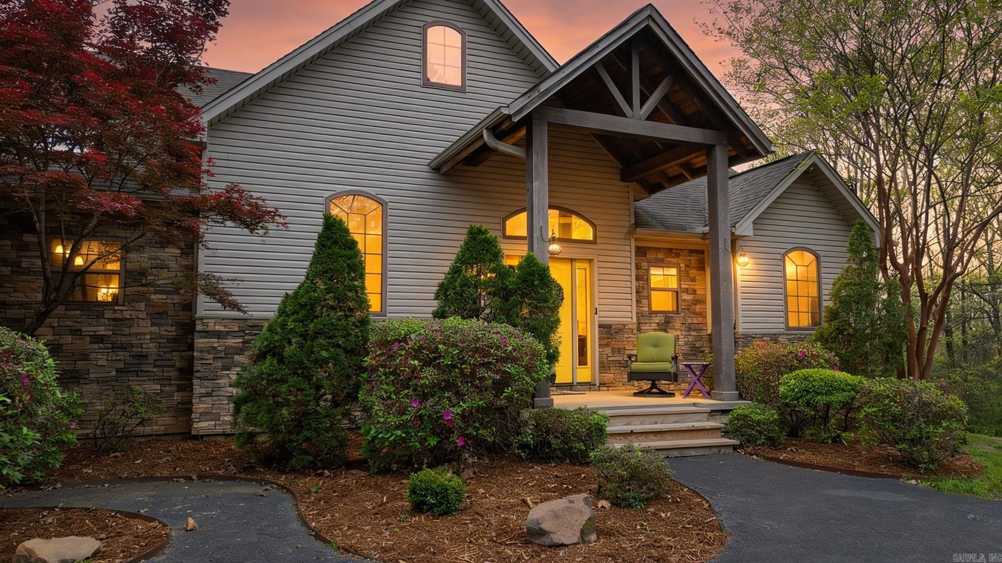 90 Hayes Hill  Conway, AR