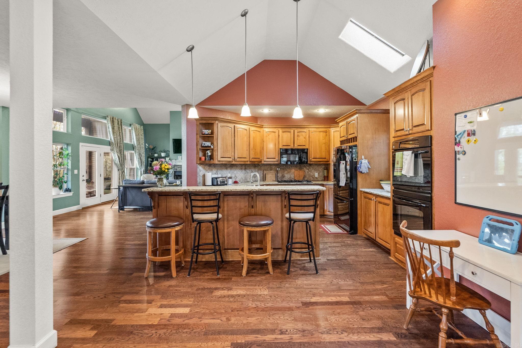 90 Hayes Hill  Conway, AR