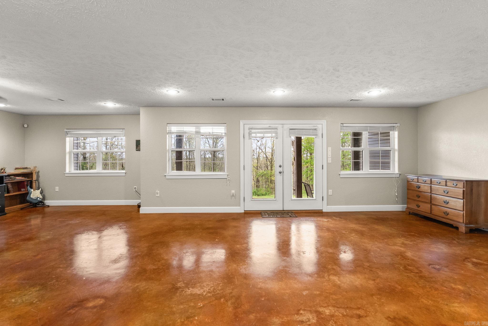 90 Hayes Hill  Conway, AR