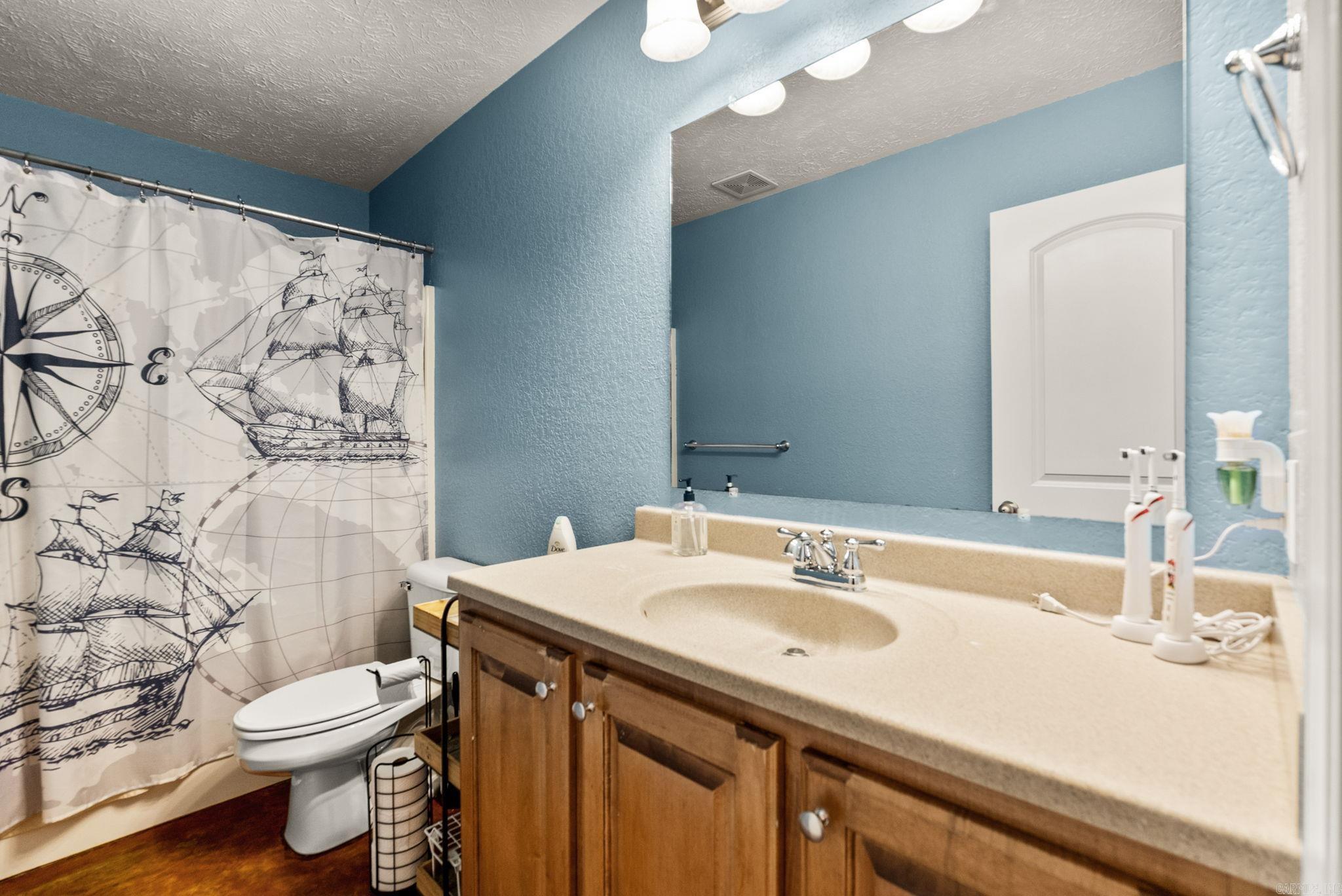 90 Hayes Hill  Conway, AR