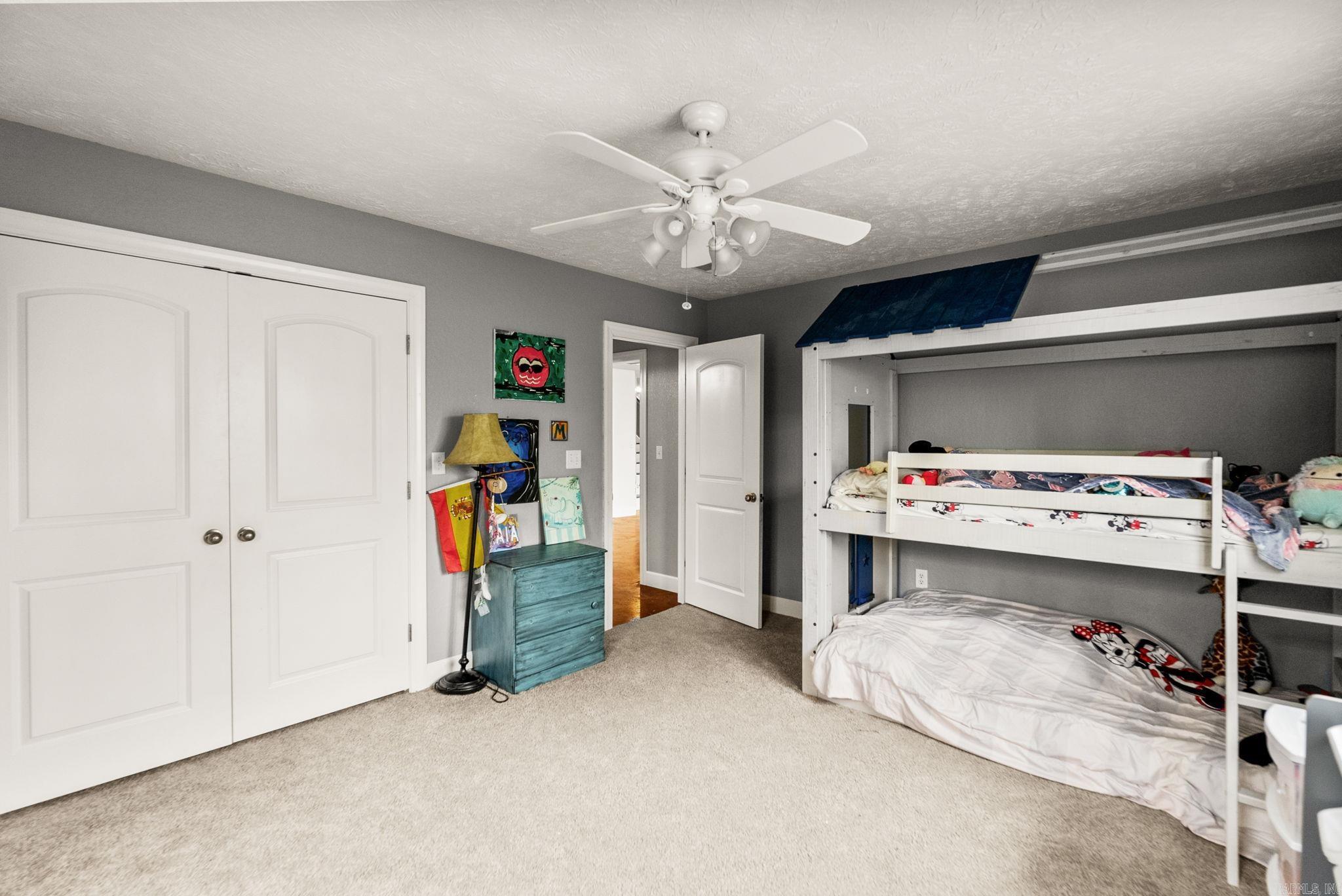 90 Hayes Hill  Conway, AR