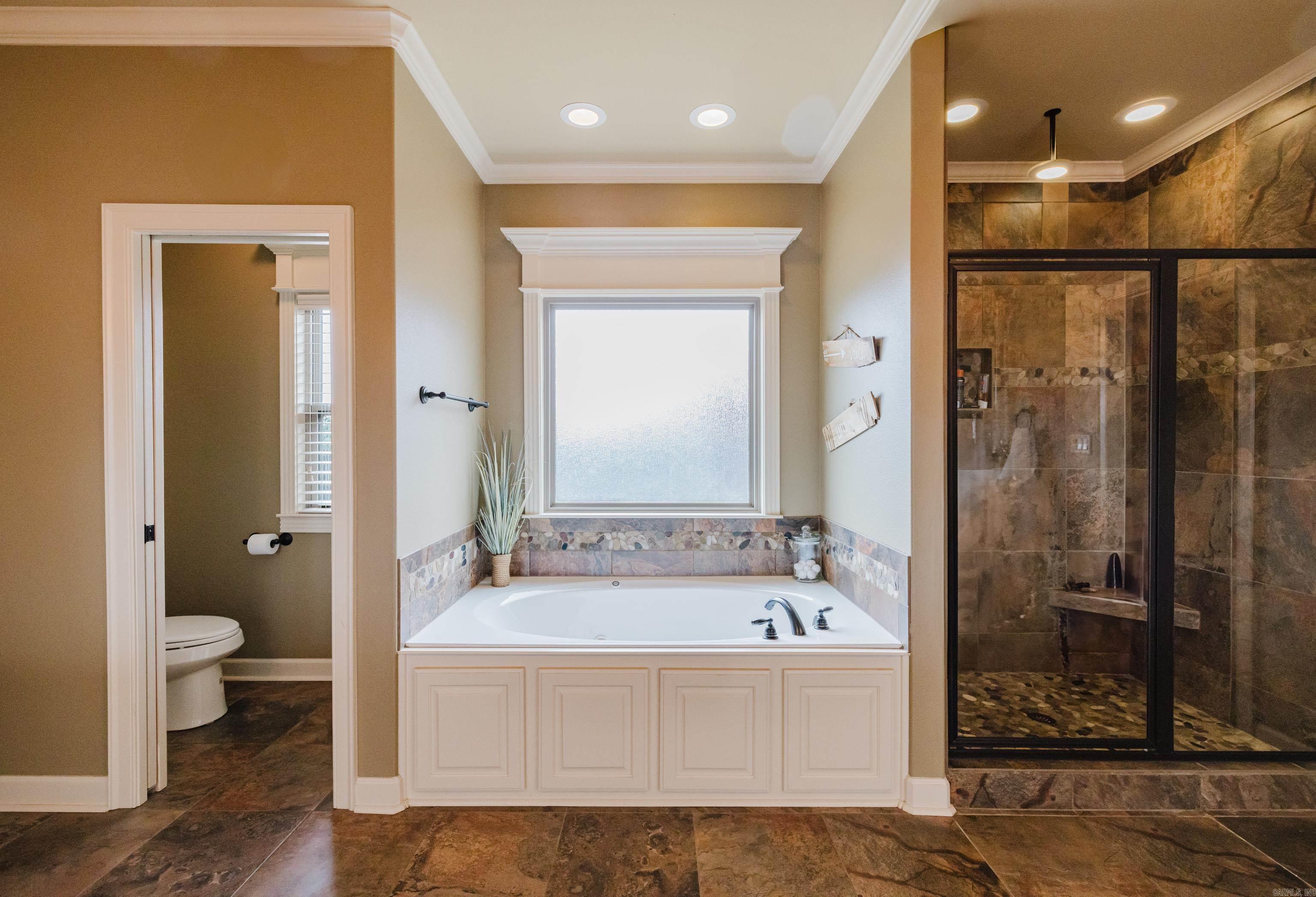 2125 Avondale  Benton, AR