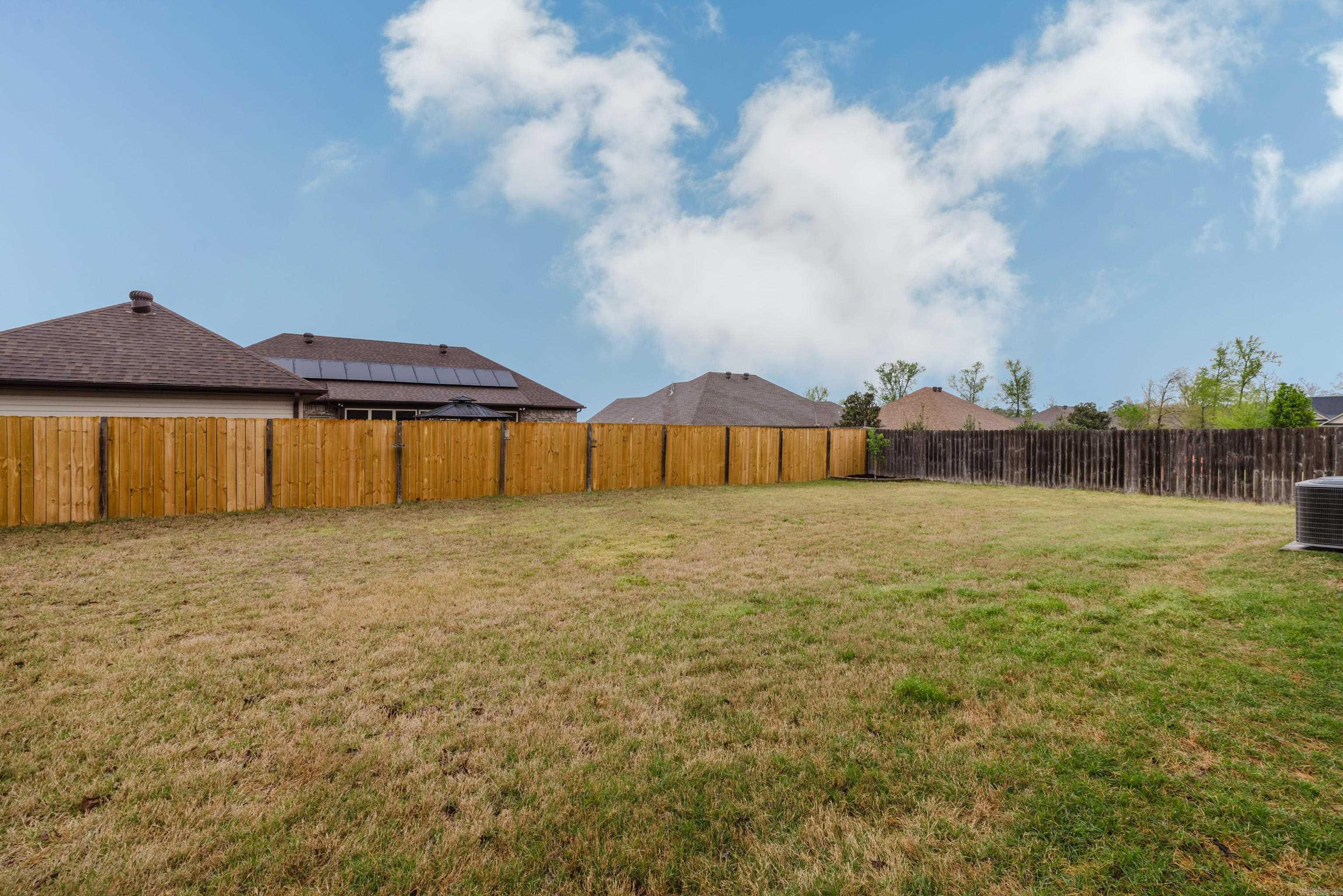 2125 Avondale  Benton, AR