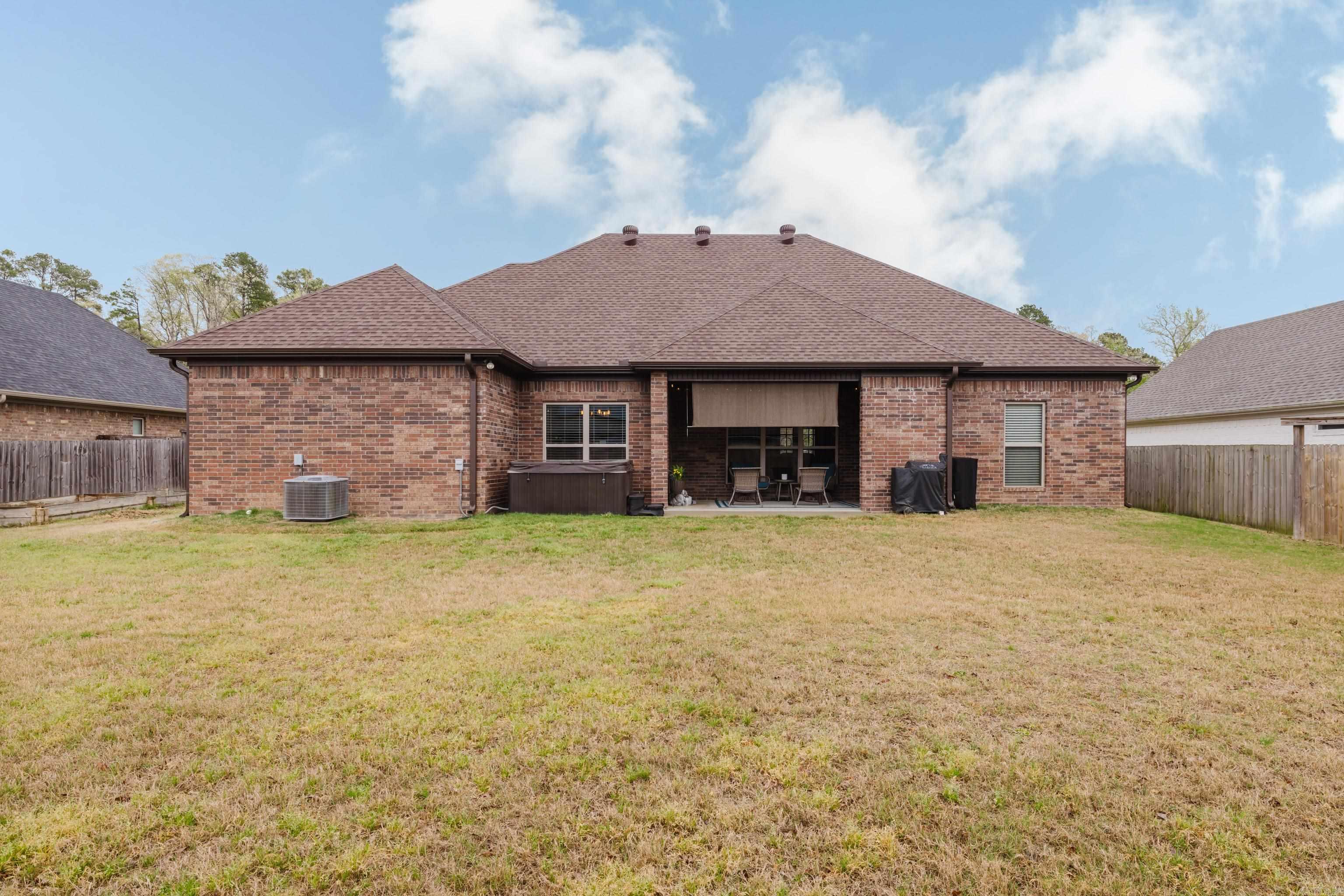 2125 Avondale  Benton, AR