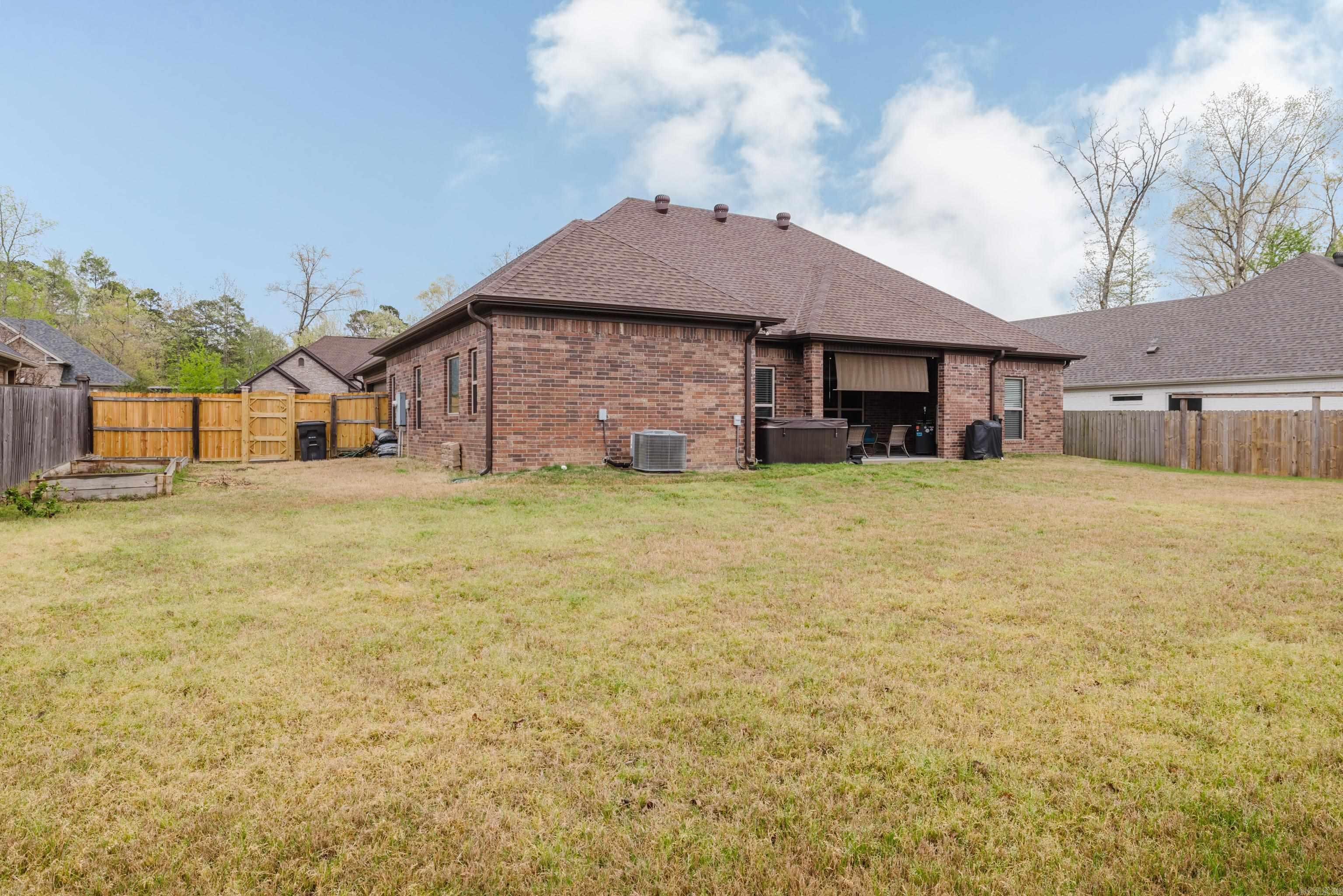 2125 Avondale  Benton, AR