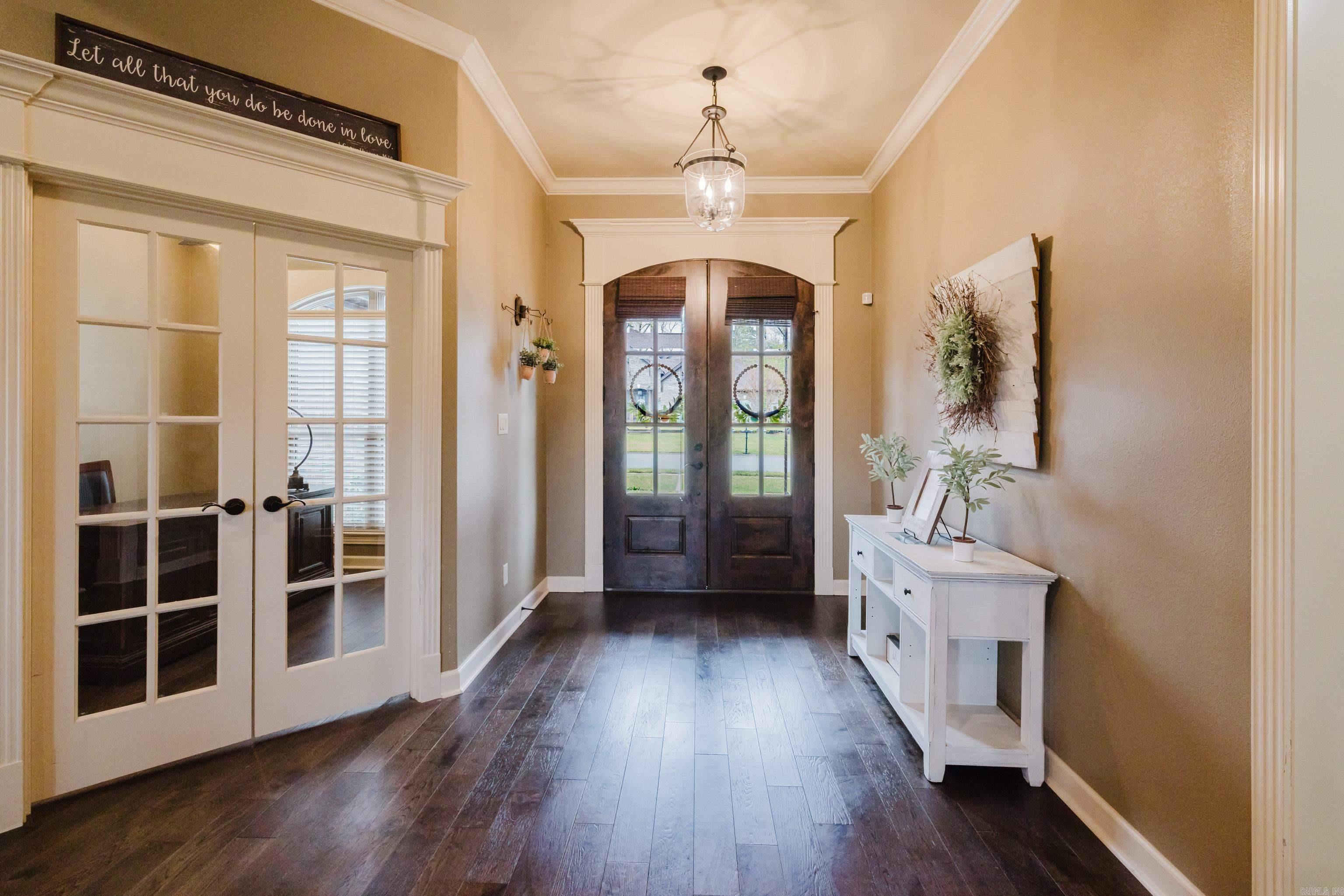 2125 Avondale  Benton, AR