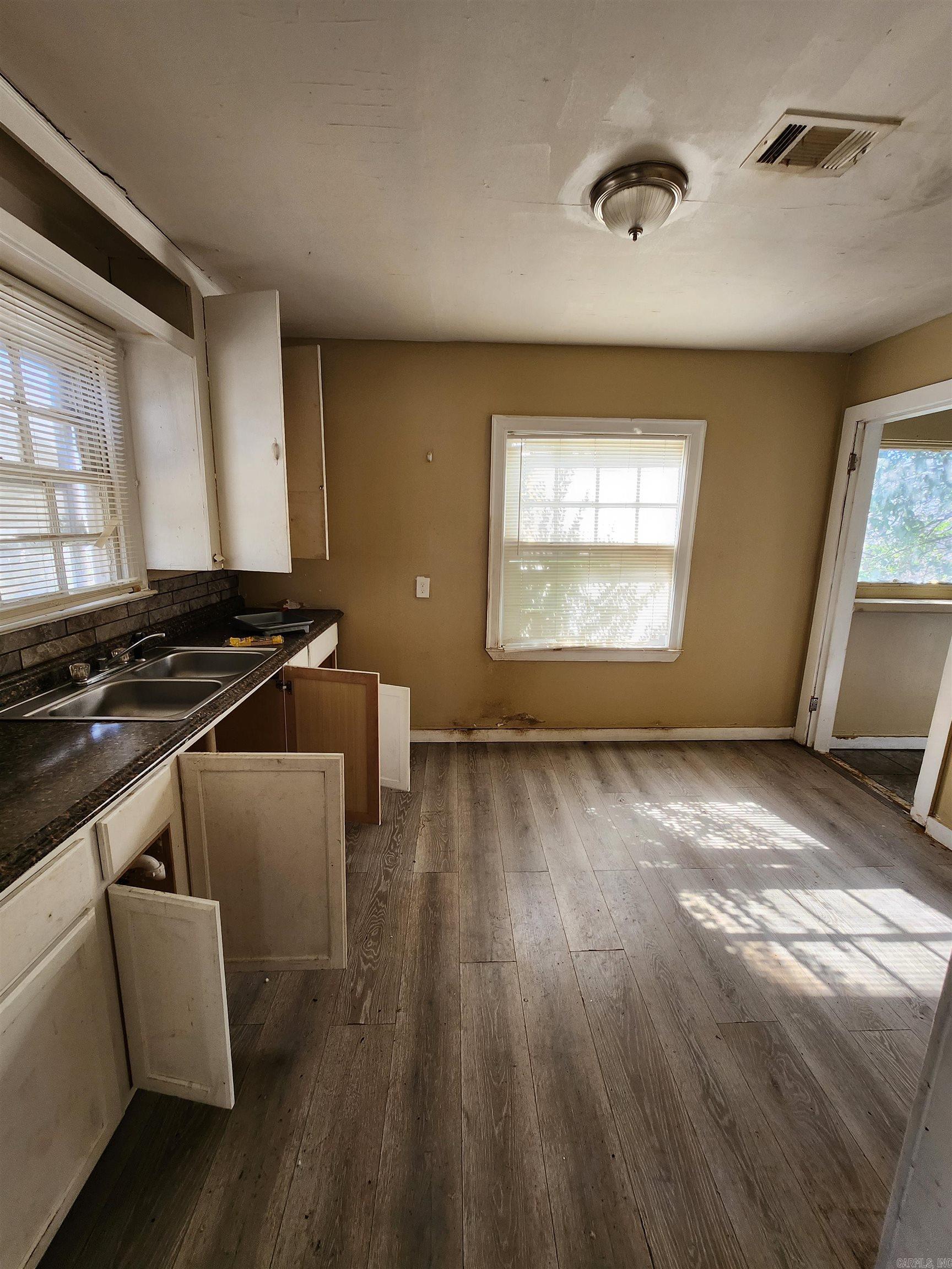 3004 Wolfe  Little Rock, AR