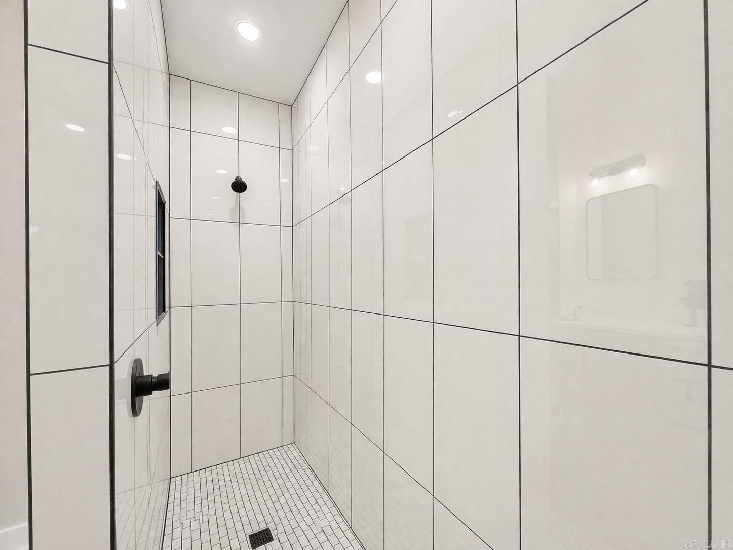 1209 E Carmichael  Cabot, AR