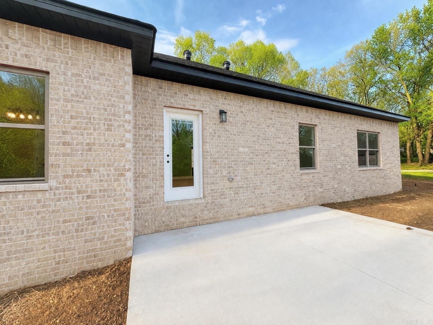 1209 E Carmichael  Cabot, AR