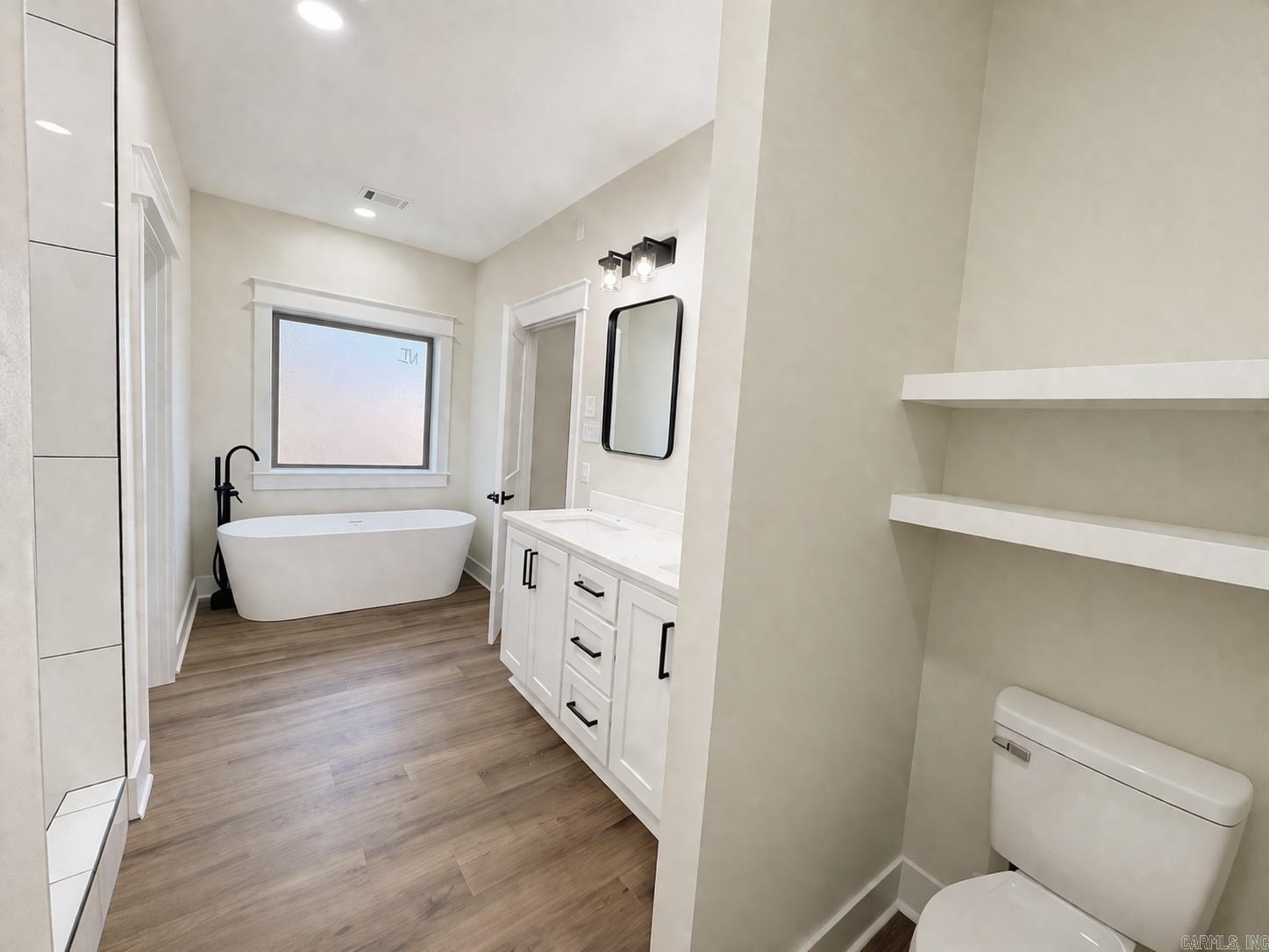 1209 E Carmichael  Cabot, AR