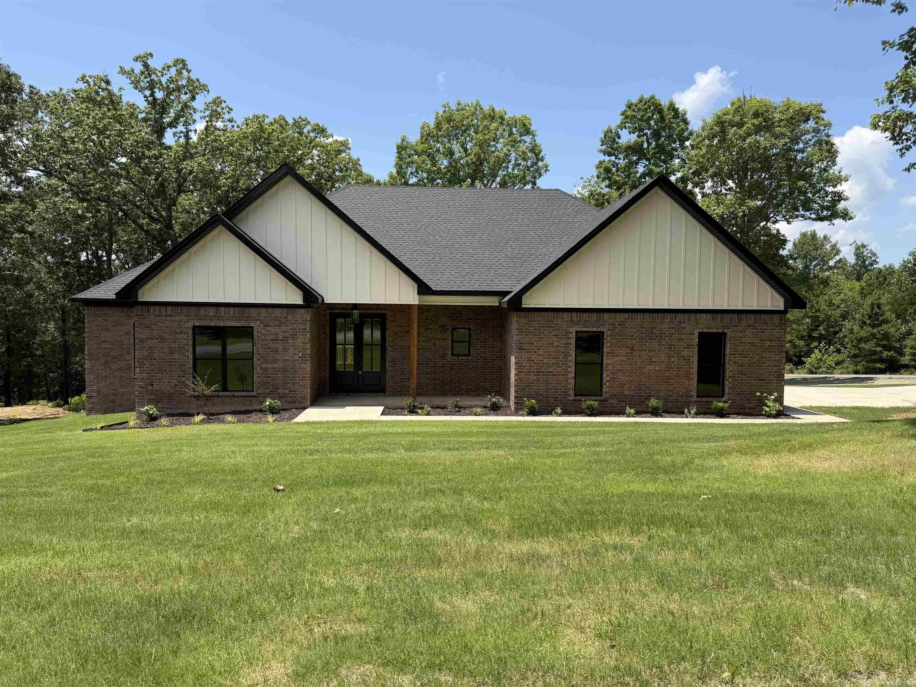 5 Talon Ln.  Edgemont, AR