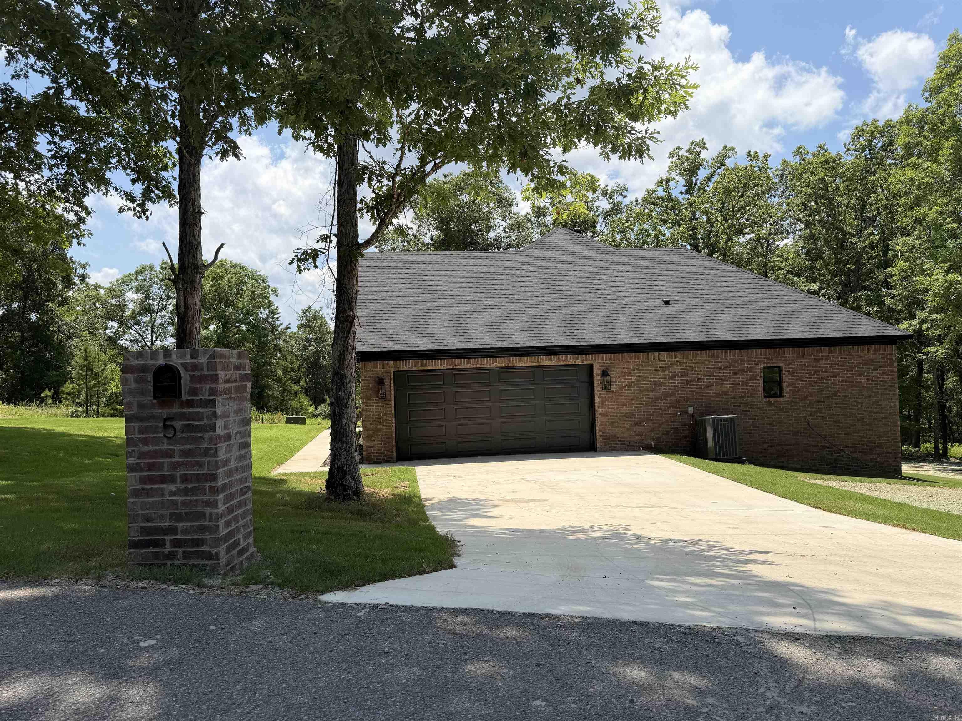 5 Talon Ln.  Edgemont, AR