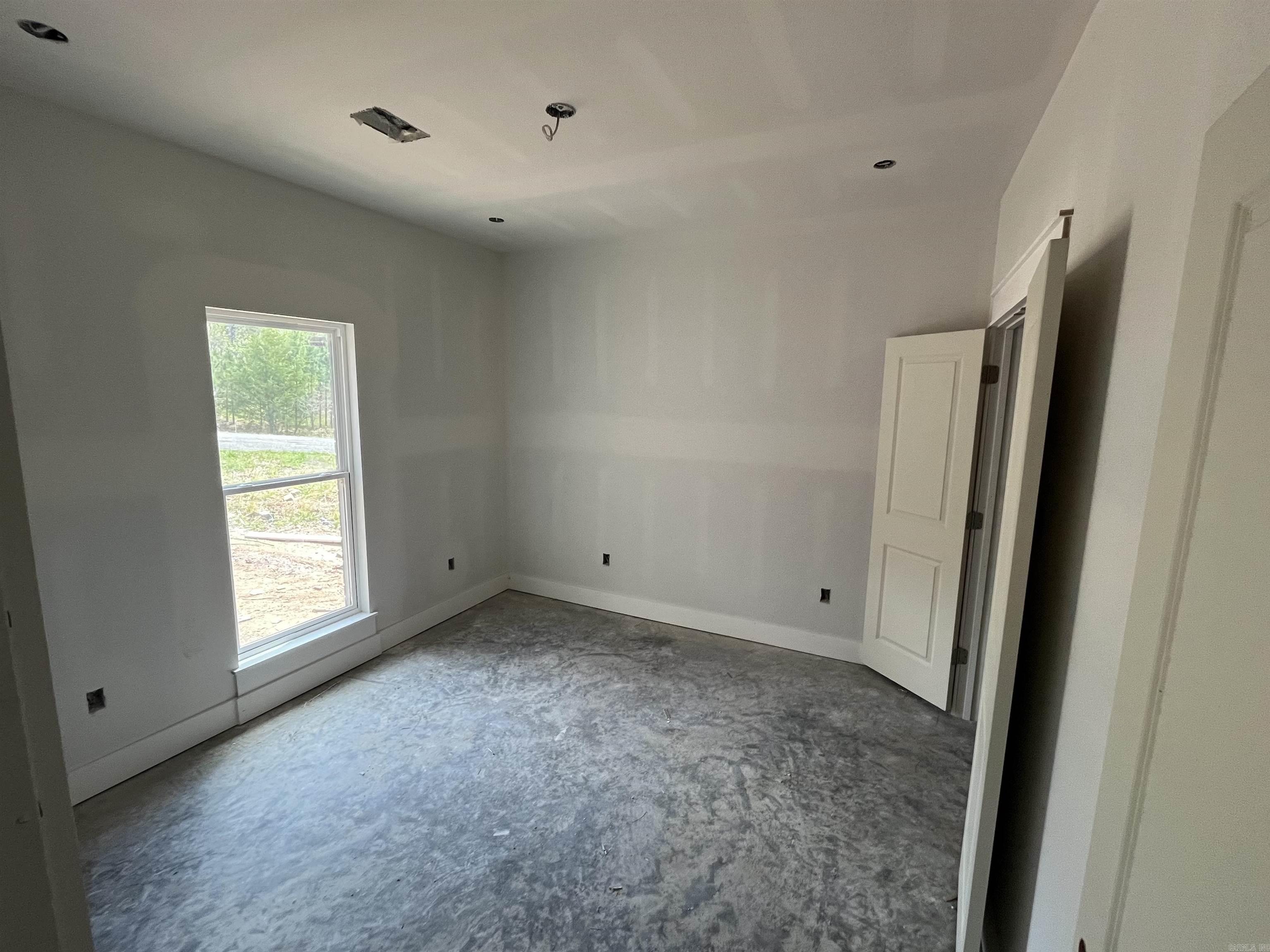 5 Talon Ln.  Edgemont, AR