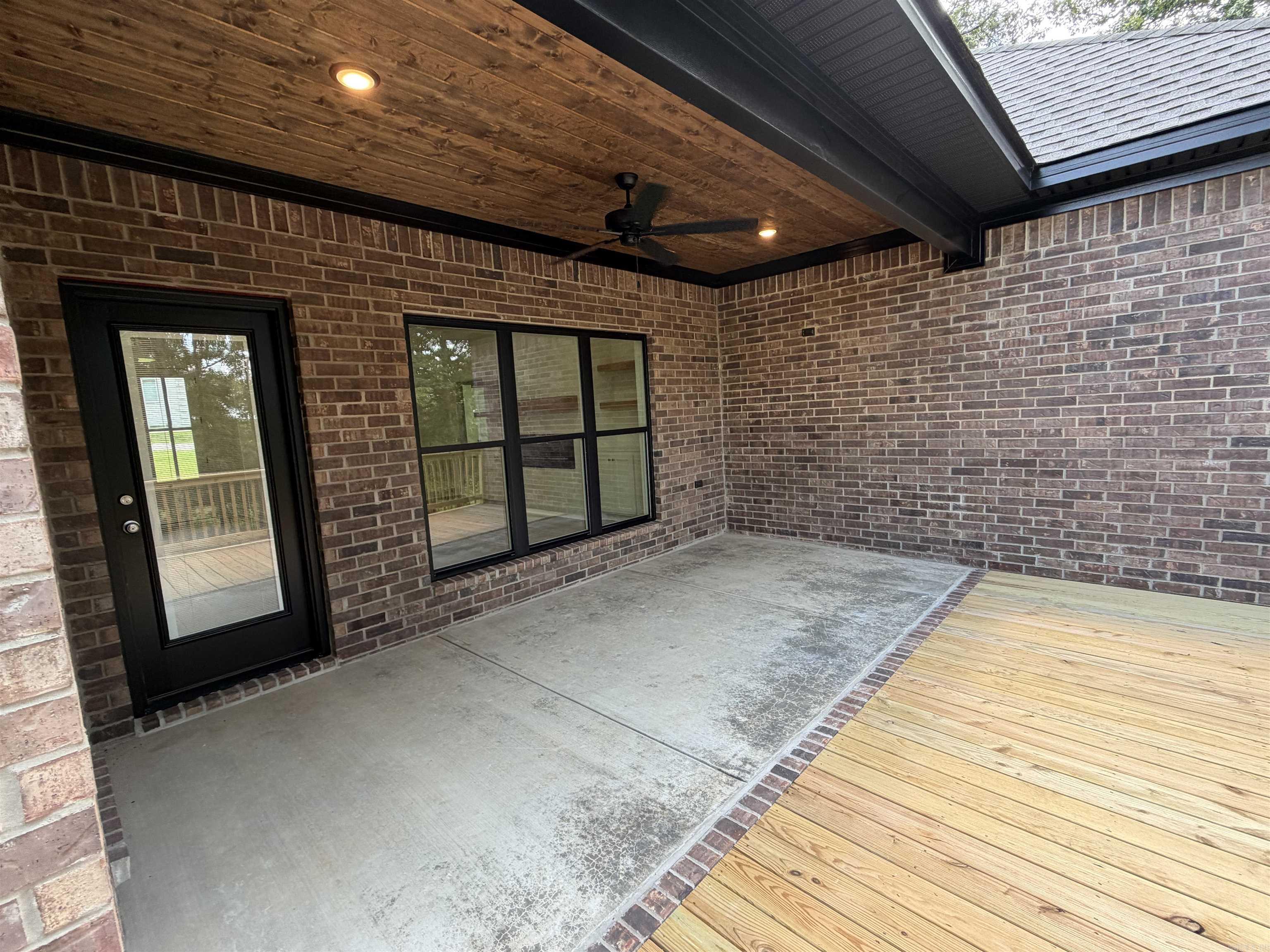 5 Talon Ln.  Edgemont, AR