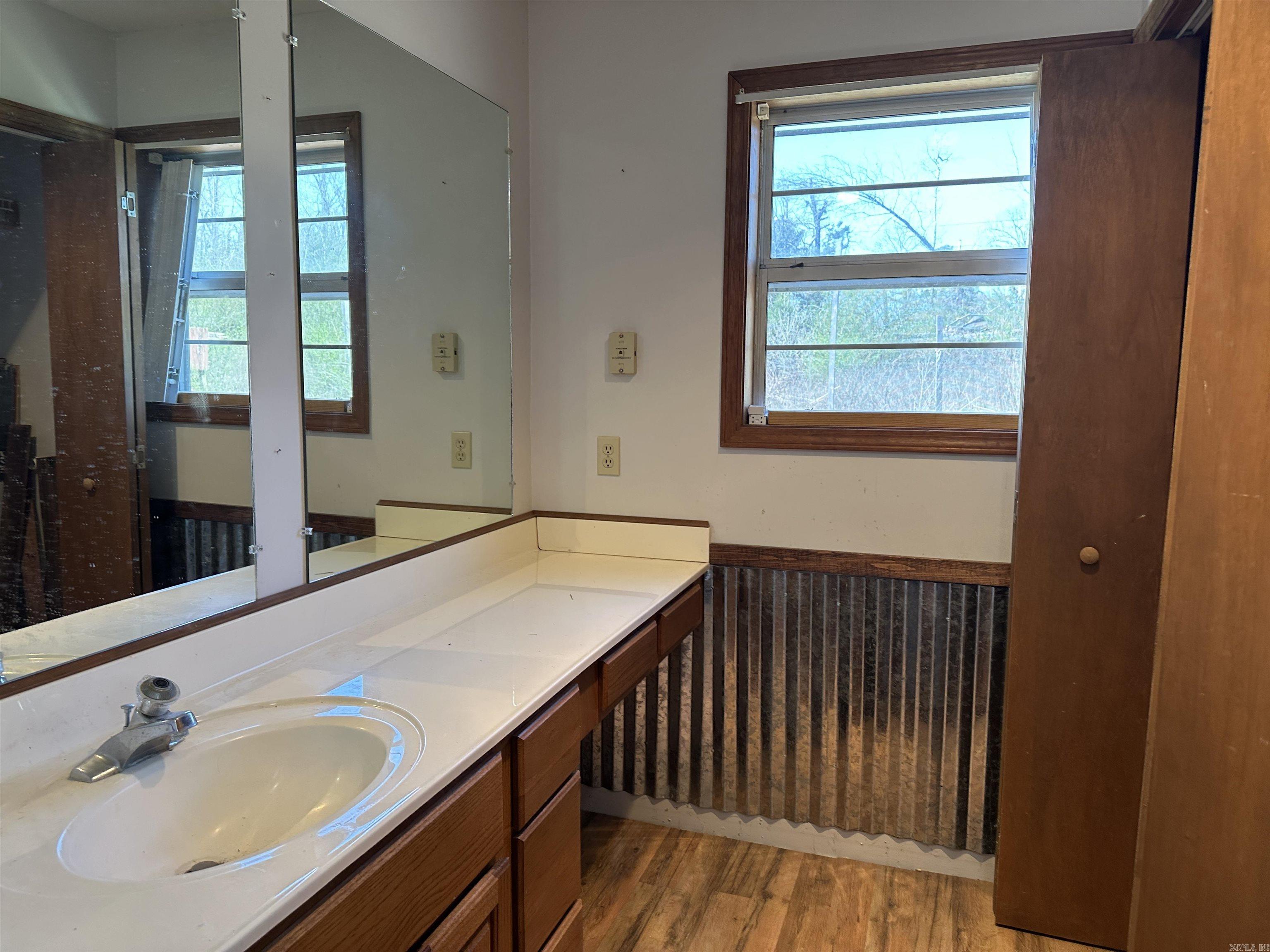 229 Alexander Drive  Briarcliff, AR