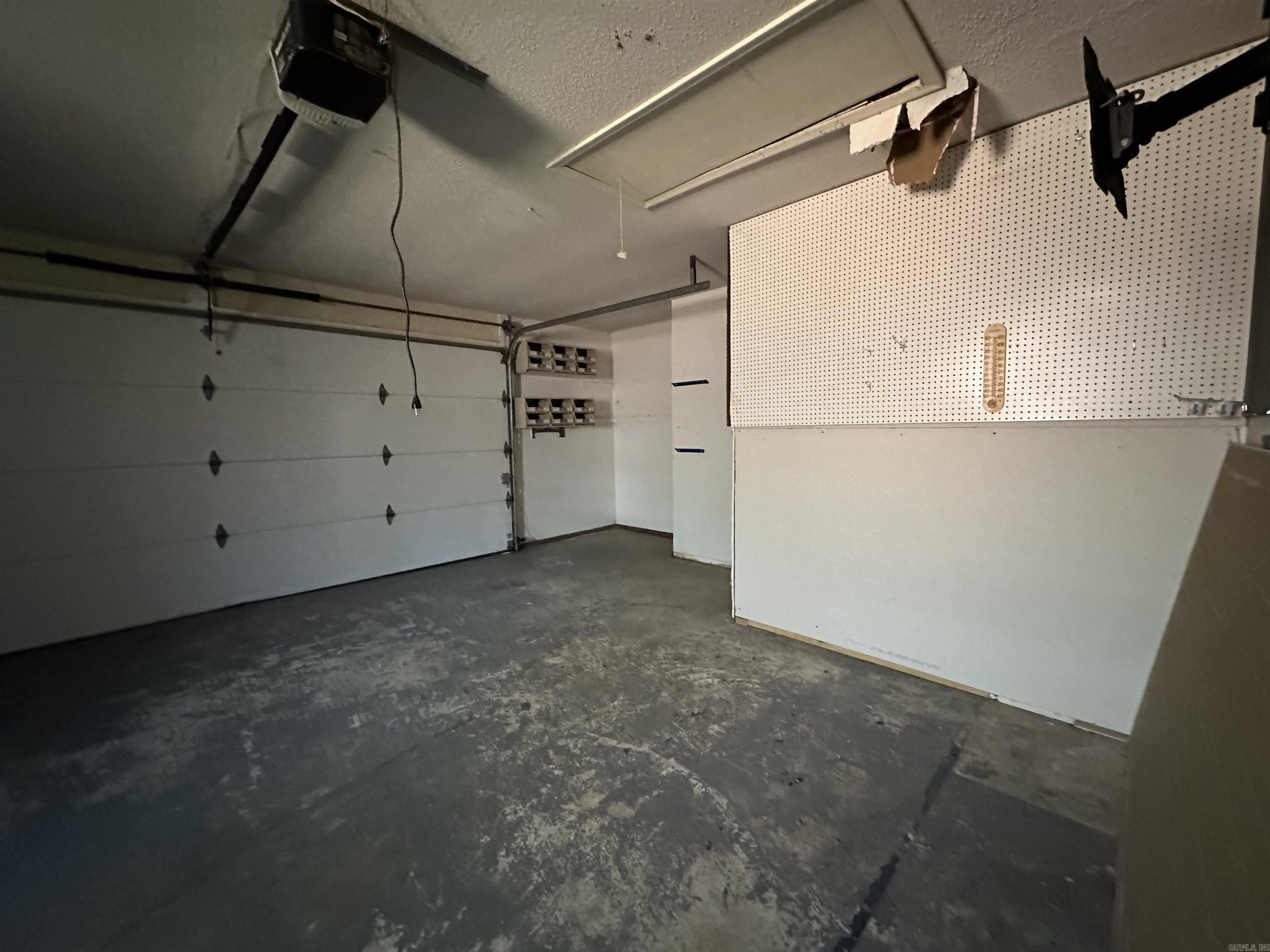 229 Alexander Drive  Briarcliff, AR