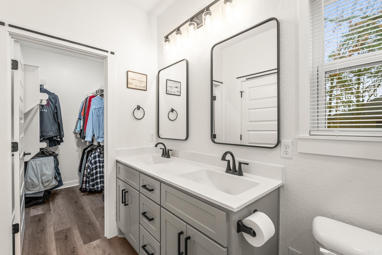 36 Sky Eagle  Greenbrier, AR