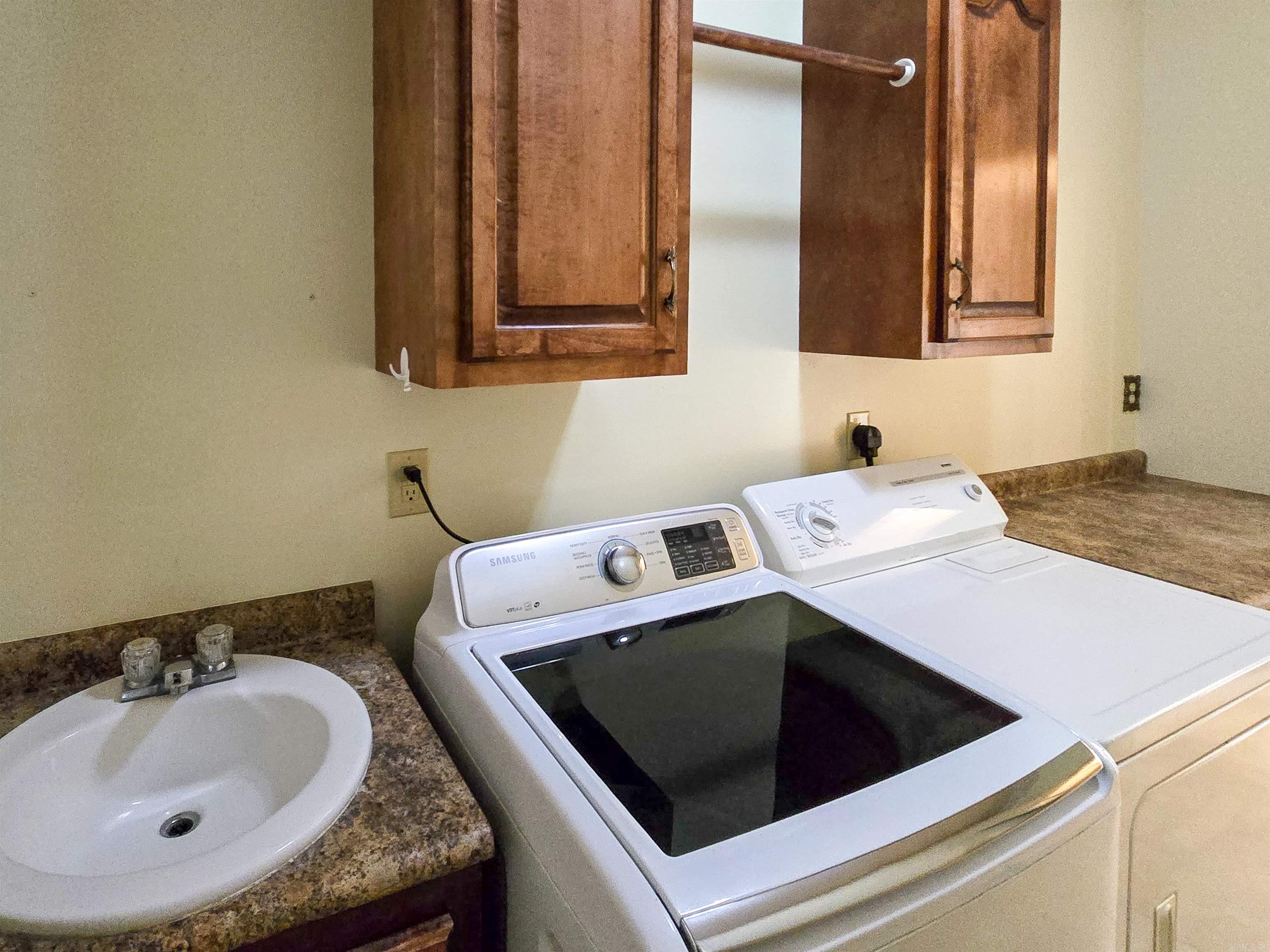 1920 Alex Drive Jonesboro, AR 72401