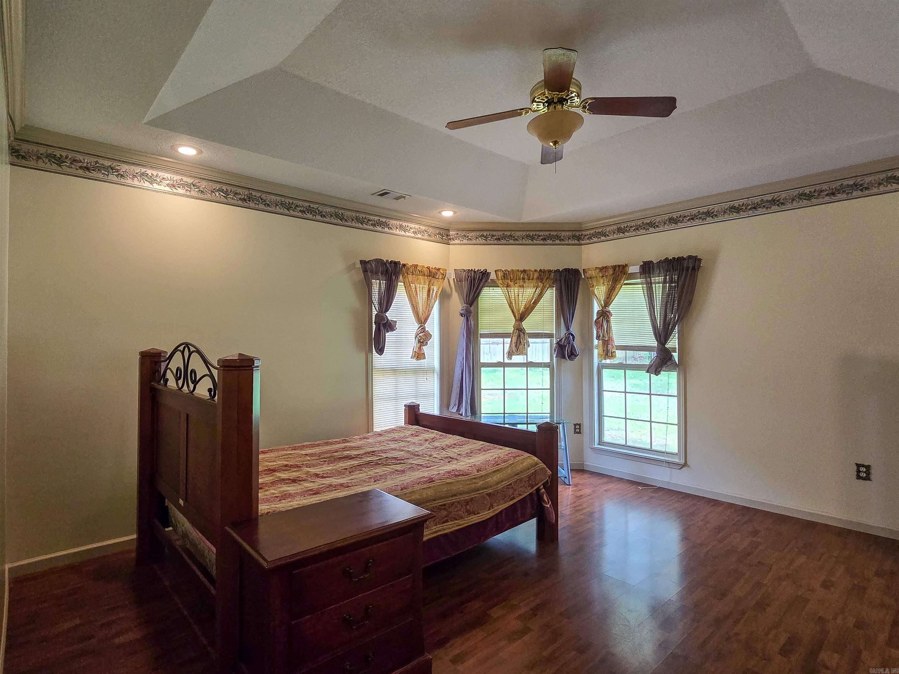 1920 Alex Drive Jonesboro, AR 72401
