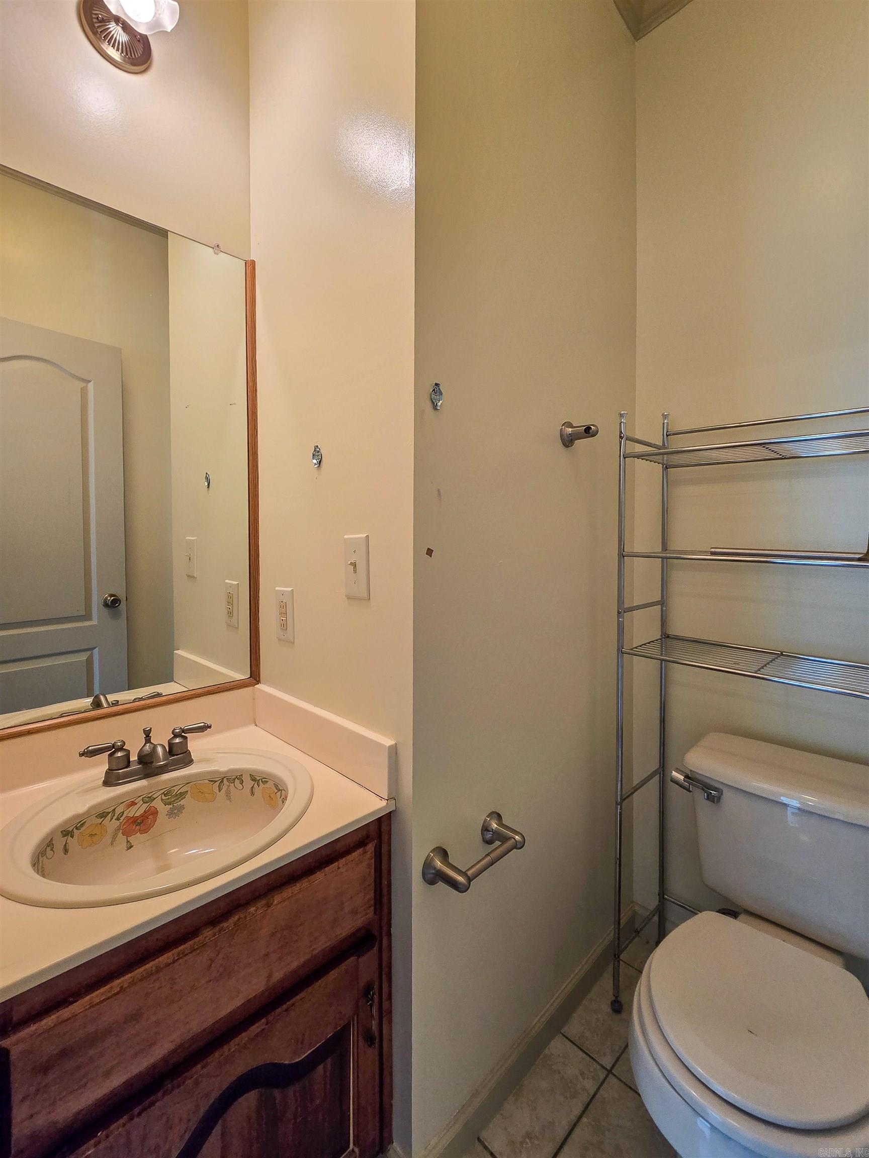 1920 Alex Drive Jonesboro, AR 72401