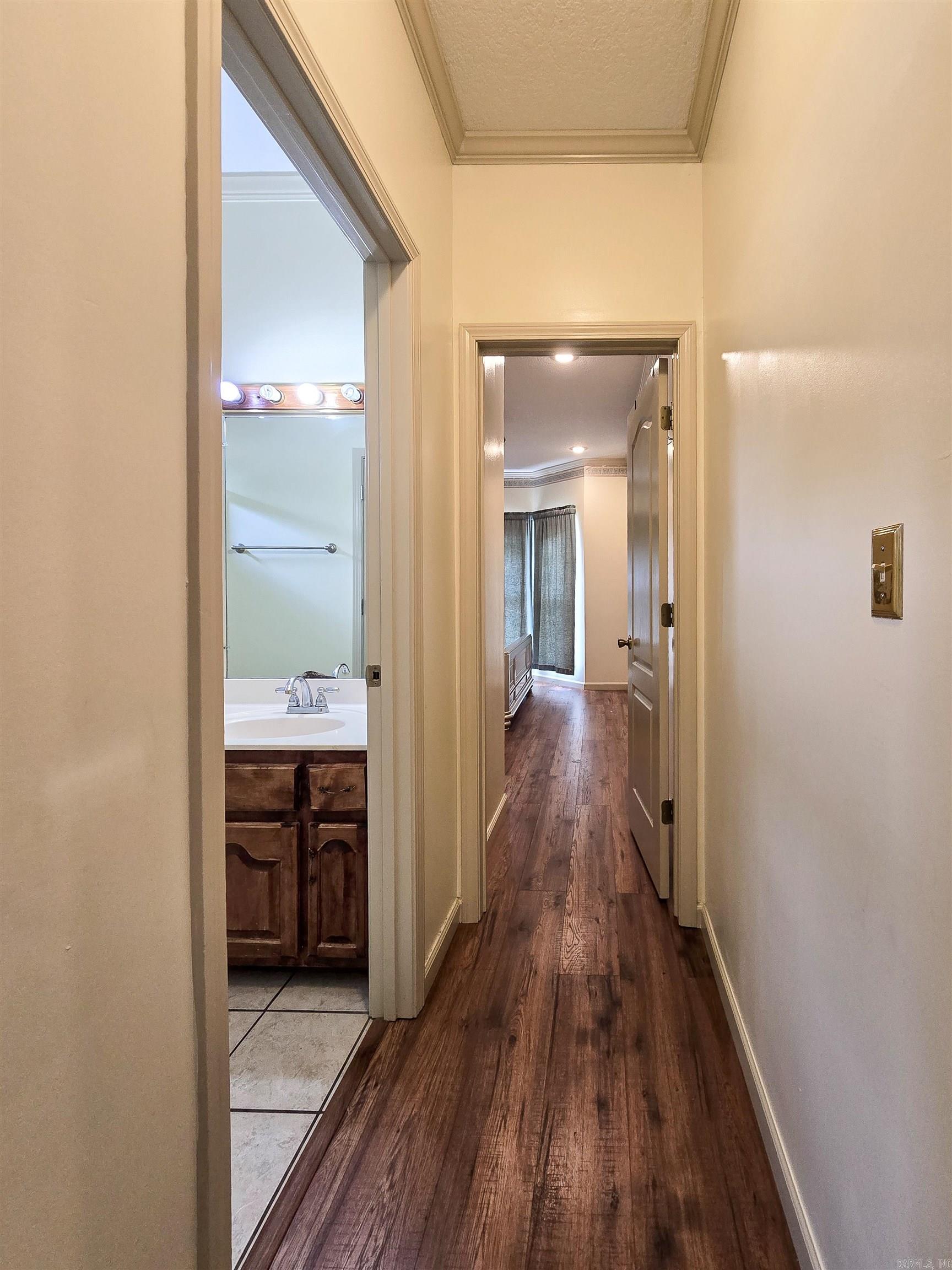 1920 Alex Drive Jonesboro, AR 72401