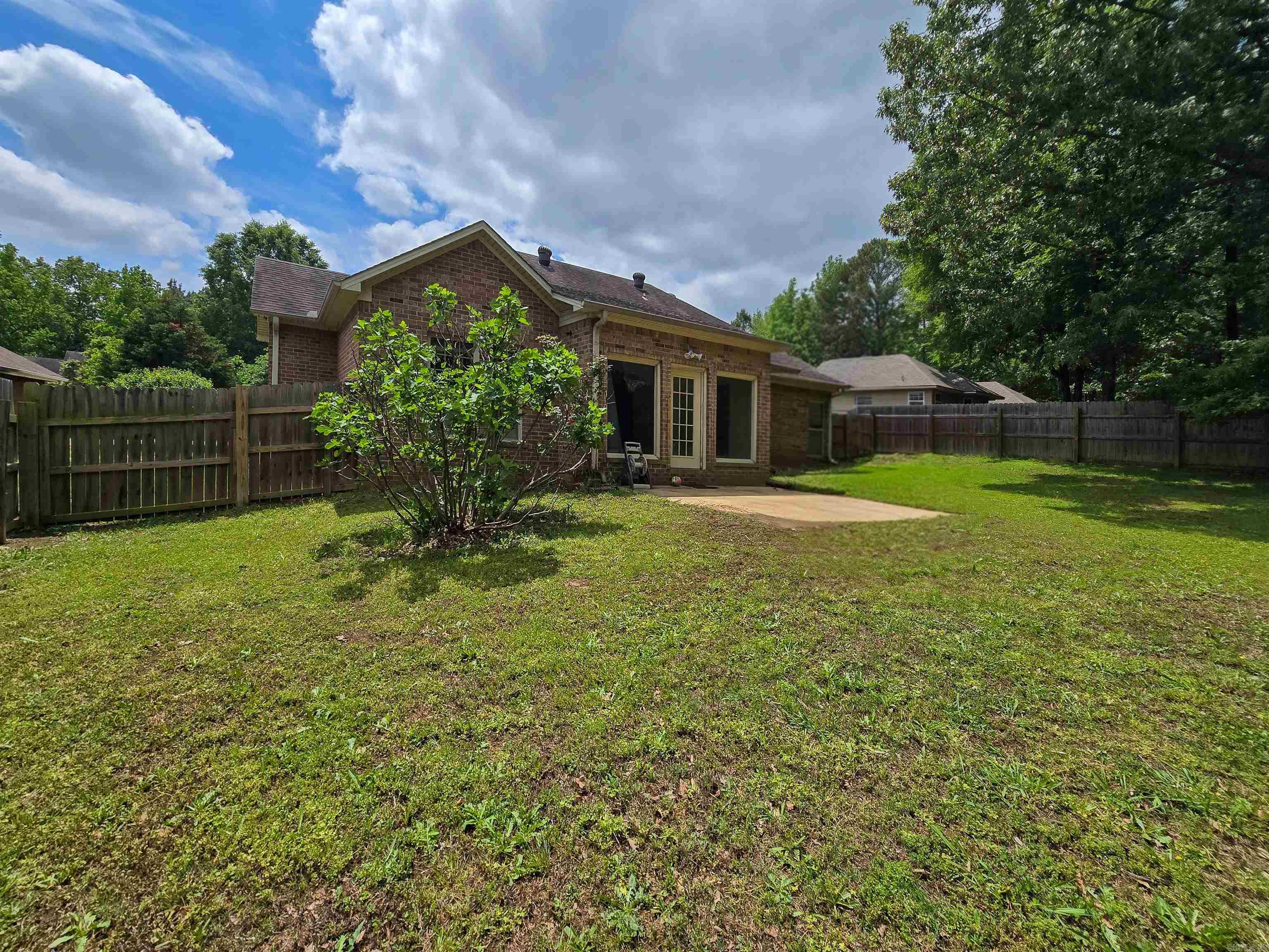1920 Alex Drive Jonesboro, AR 72401