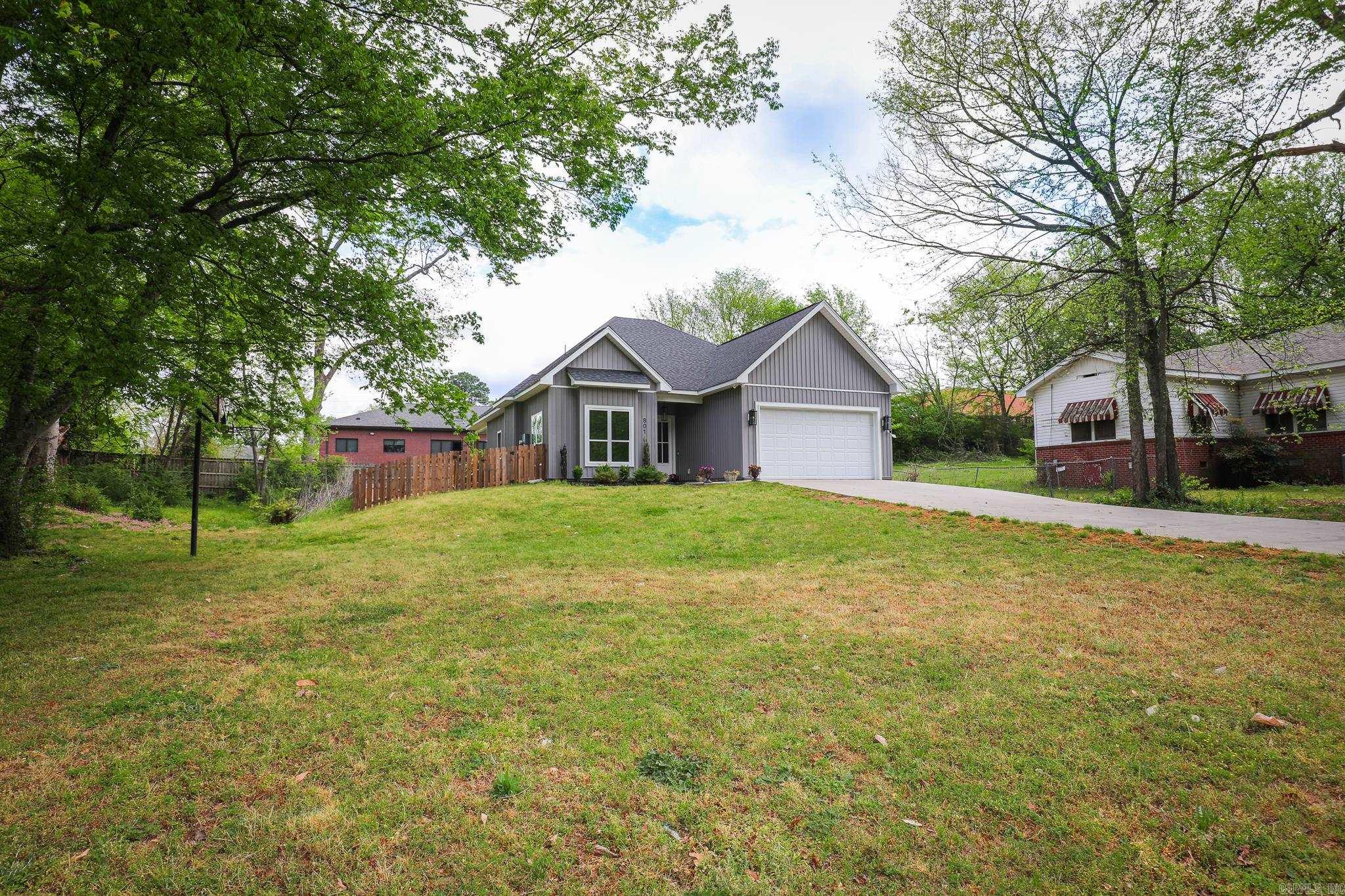 801 N Main St.  Benton, AR