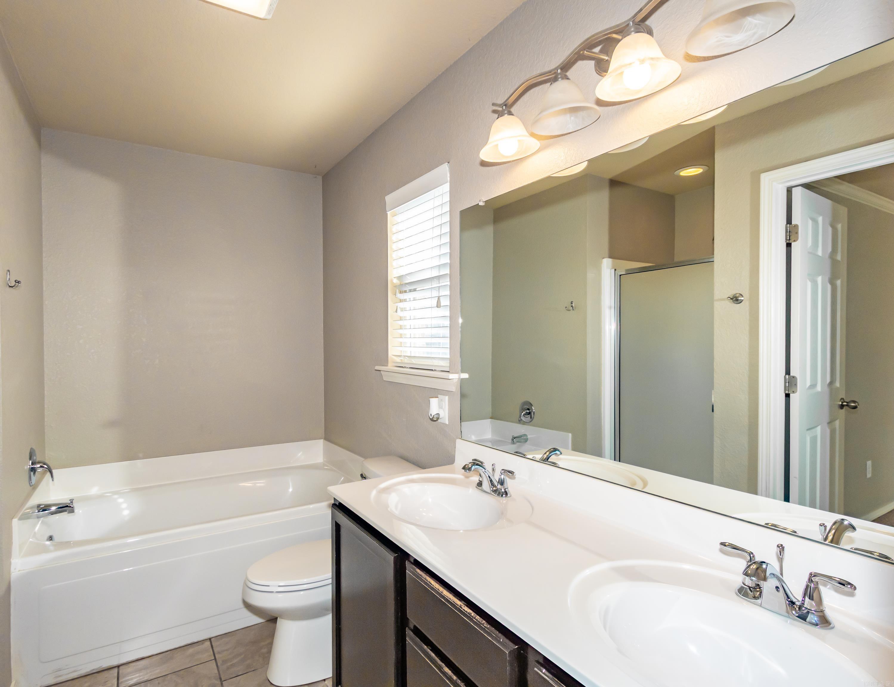 5809 Pin Oak  North Little Rock, AR