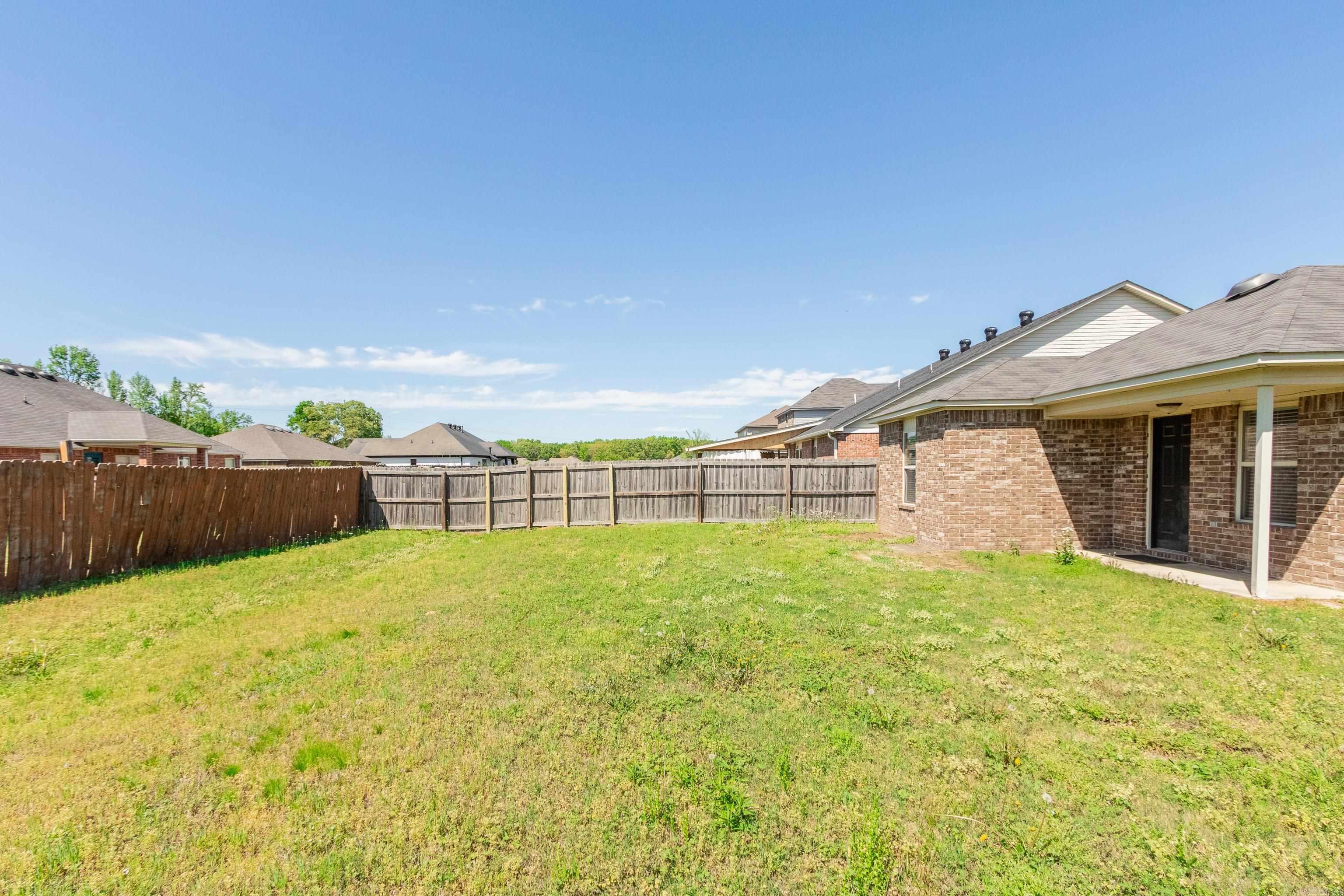 5809 Pin Oak  North Little Rock, AR