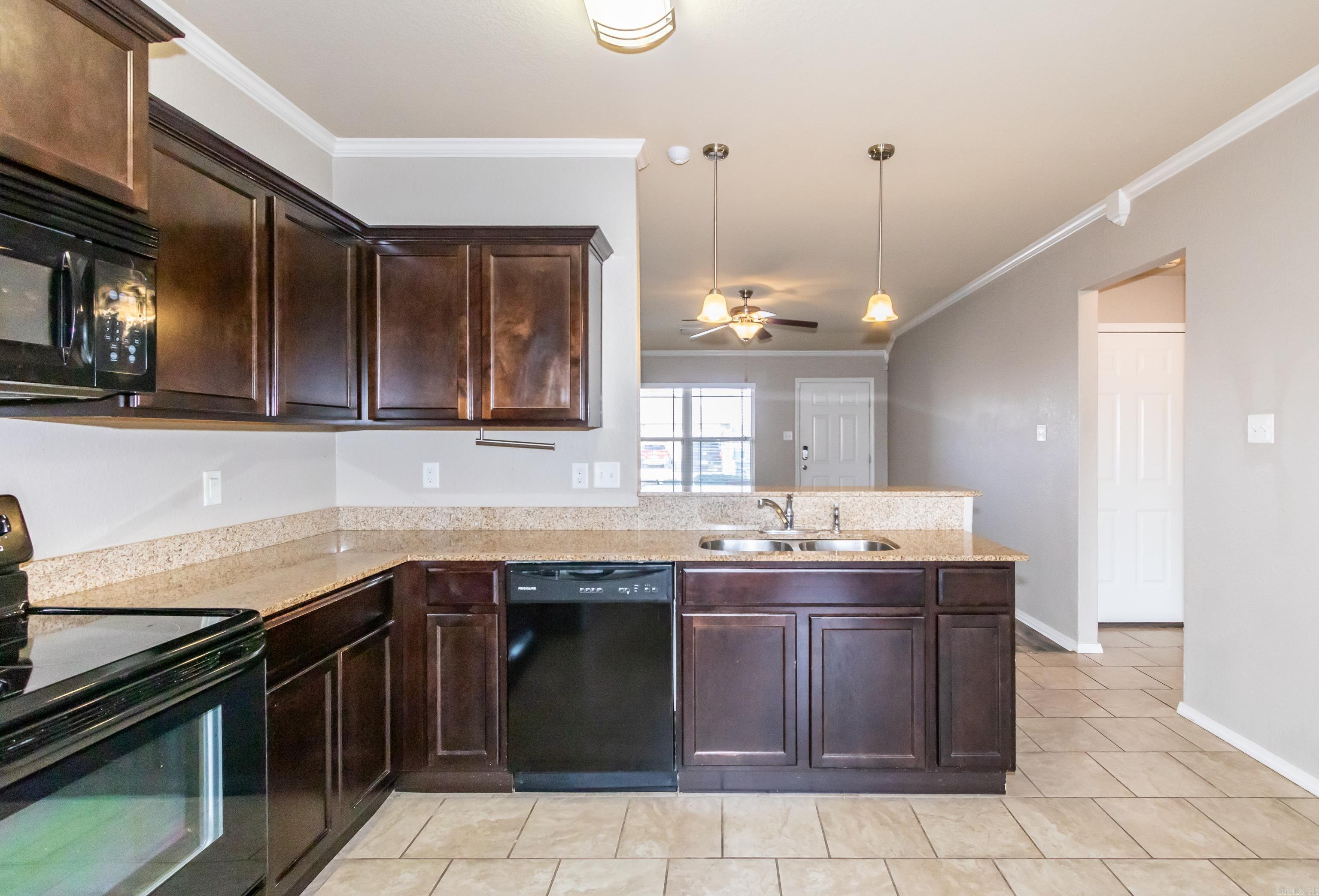 5809 Pin Oak  North Little Rock, AR