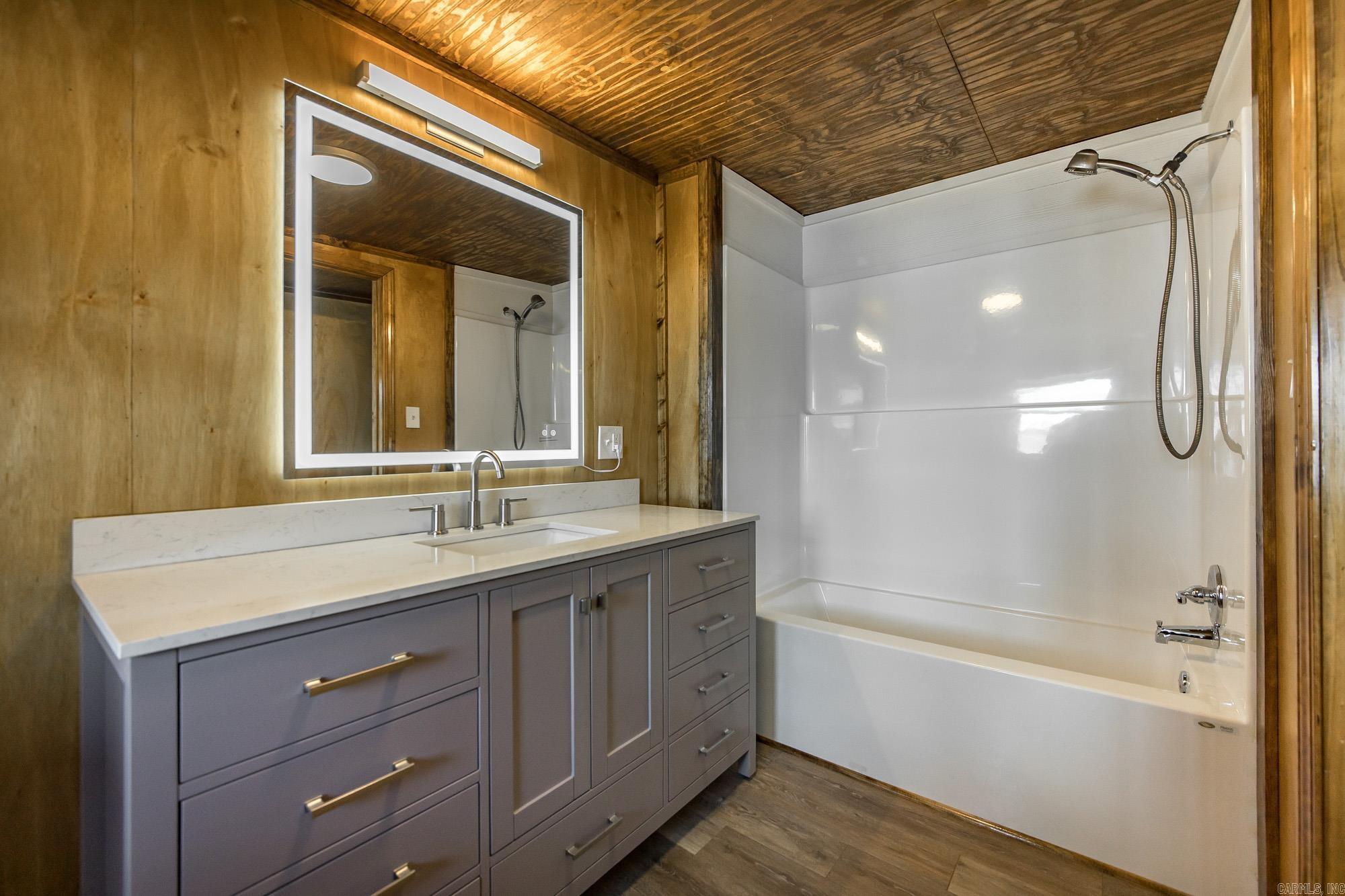 207 Old 216 Spur  Perryville, AR