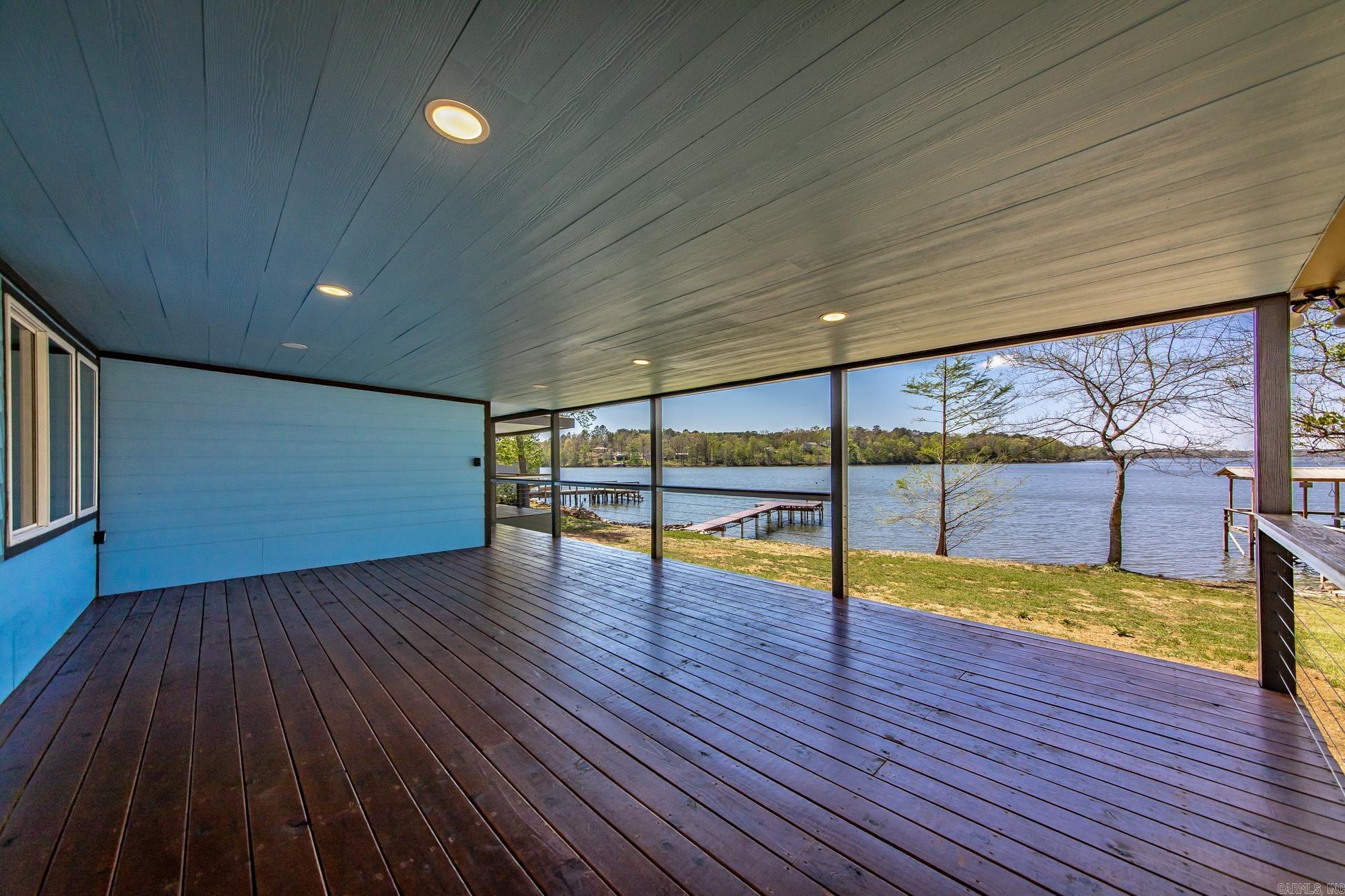 207 Old 216 Spur  Perryville, AR