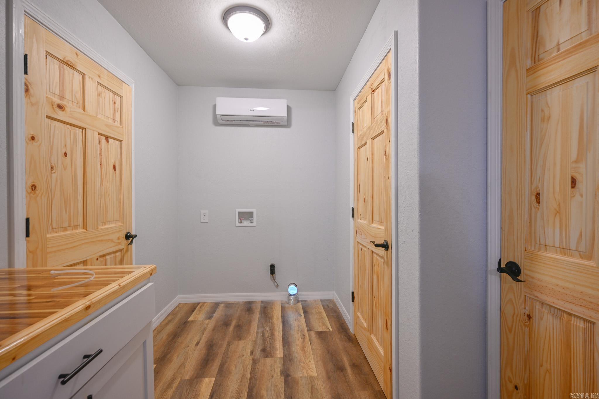 209 Ridge Ave  Mena, AR