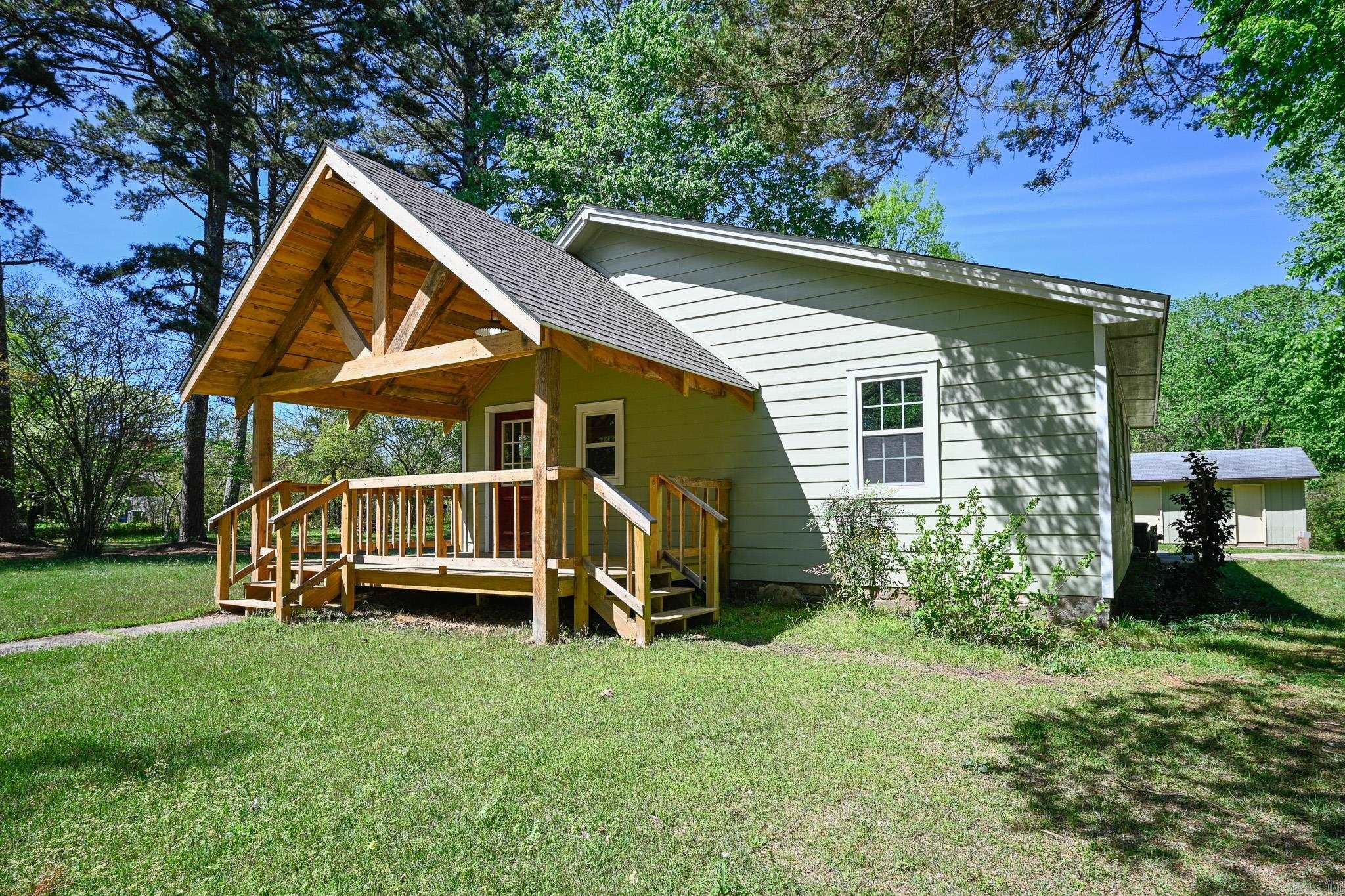 209 Ridge Ave  Mena, AR