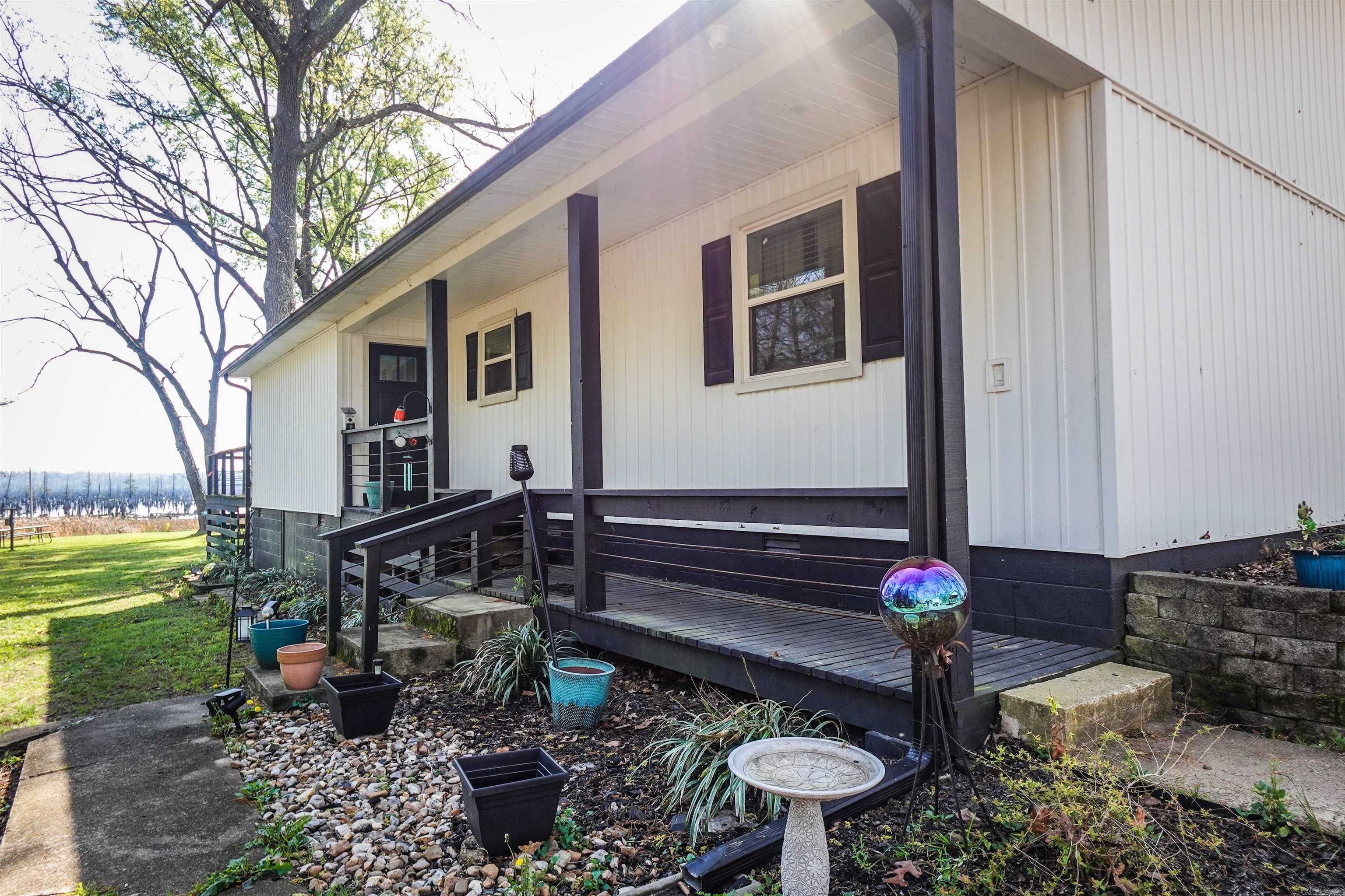 8 N Dogwood  Mayflower, AR