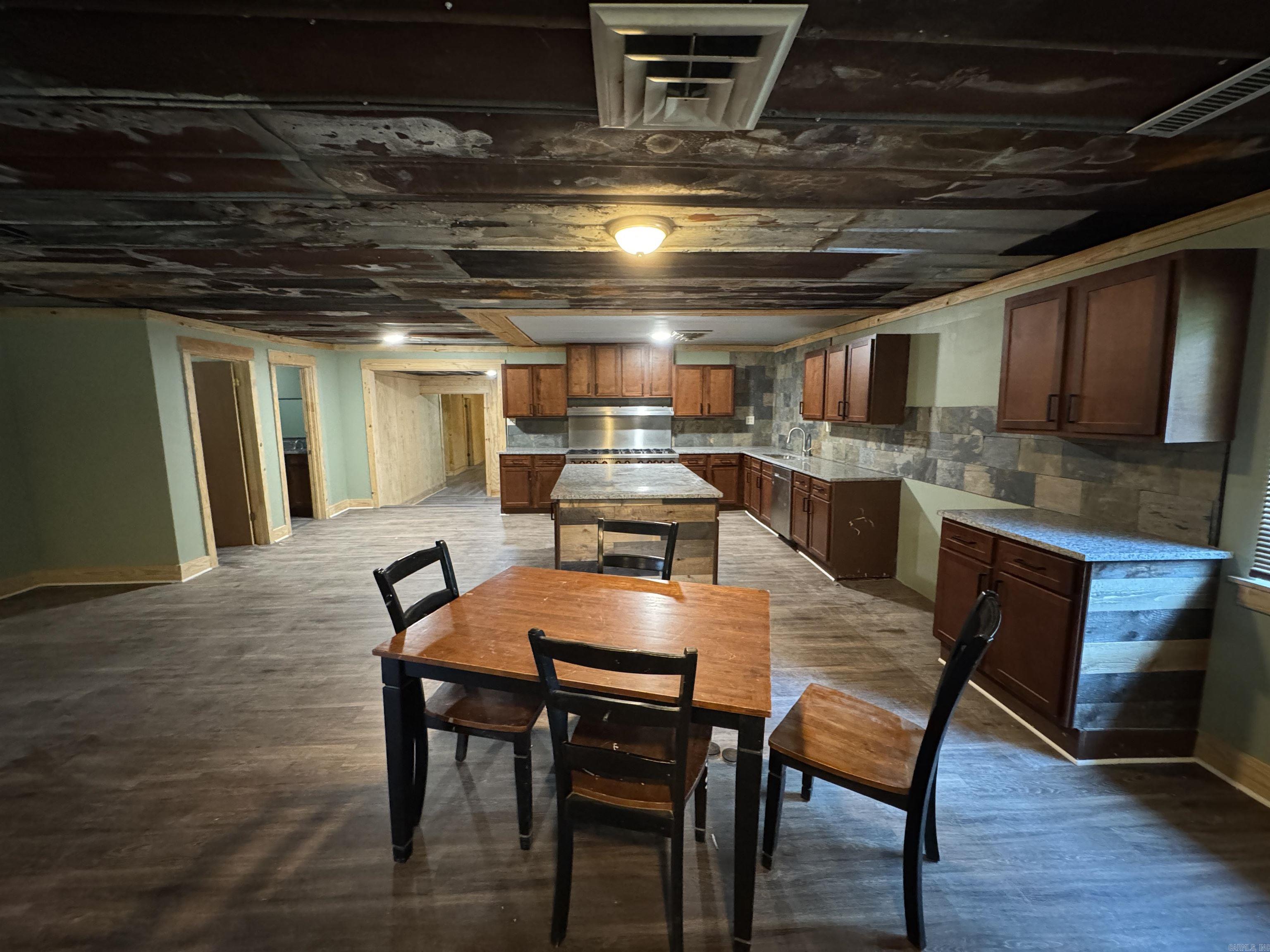 20 County 505  Fair Oaks, AR