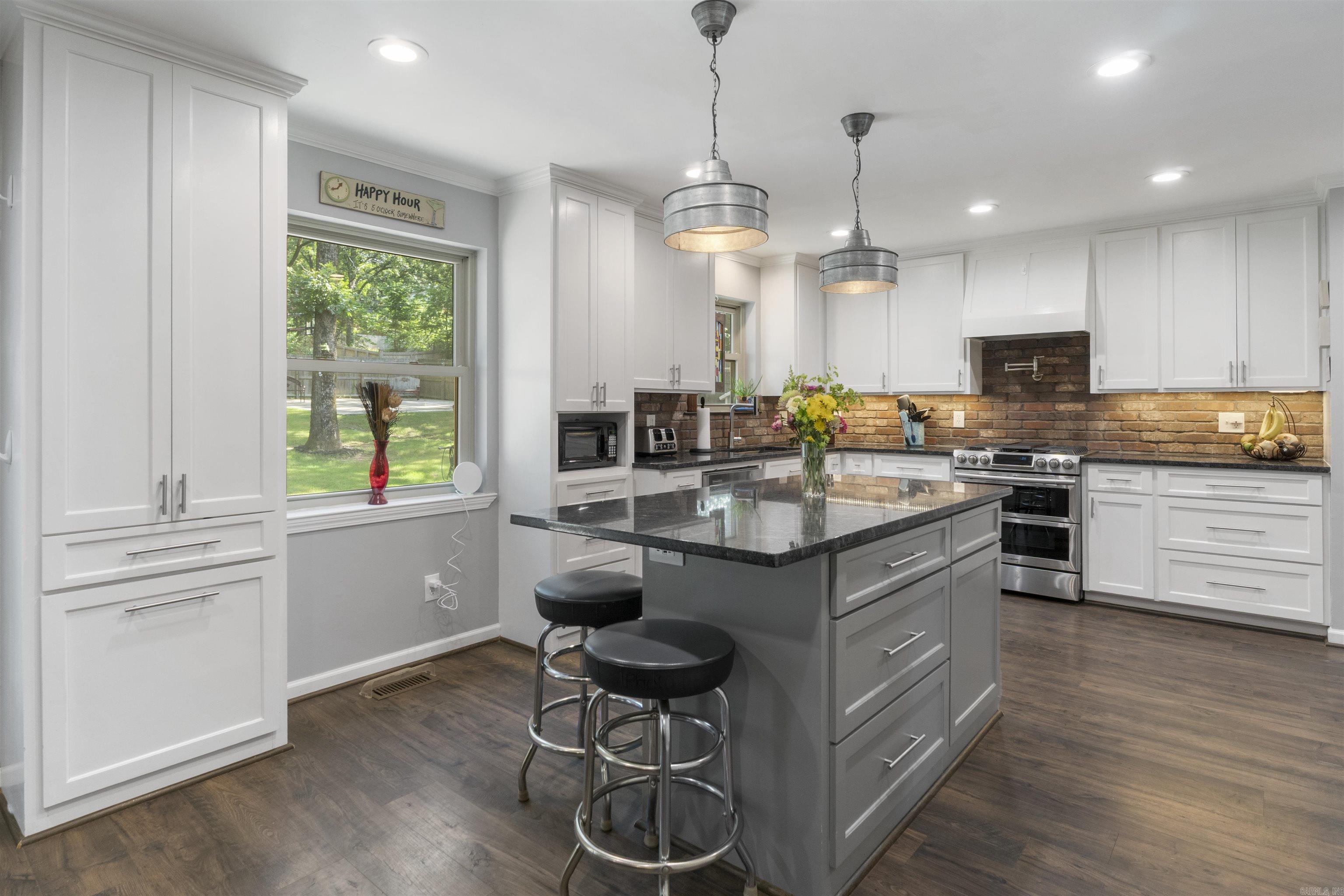 3005 Breckenridge  Little Rock, AR