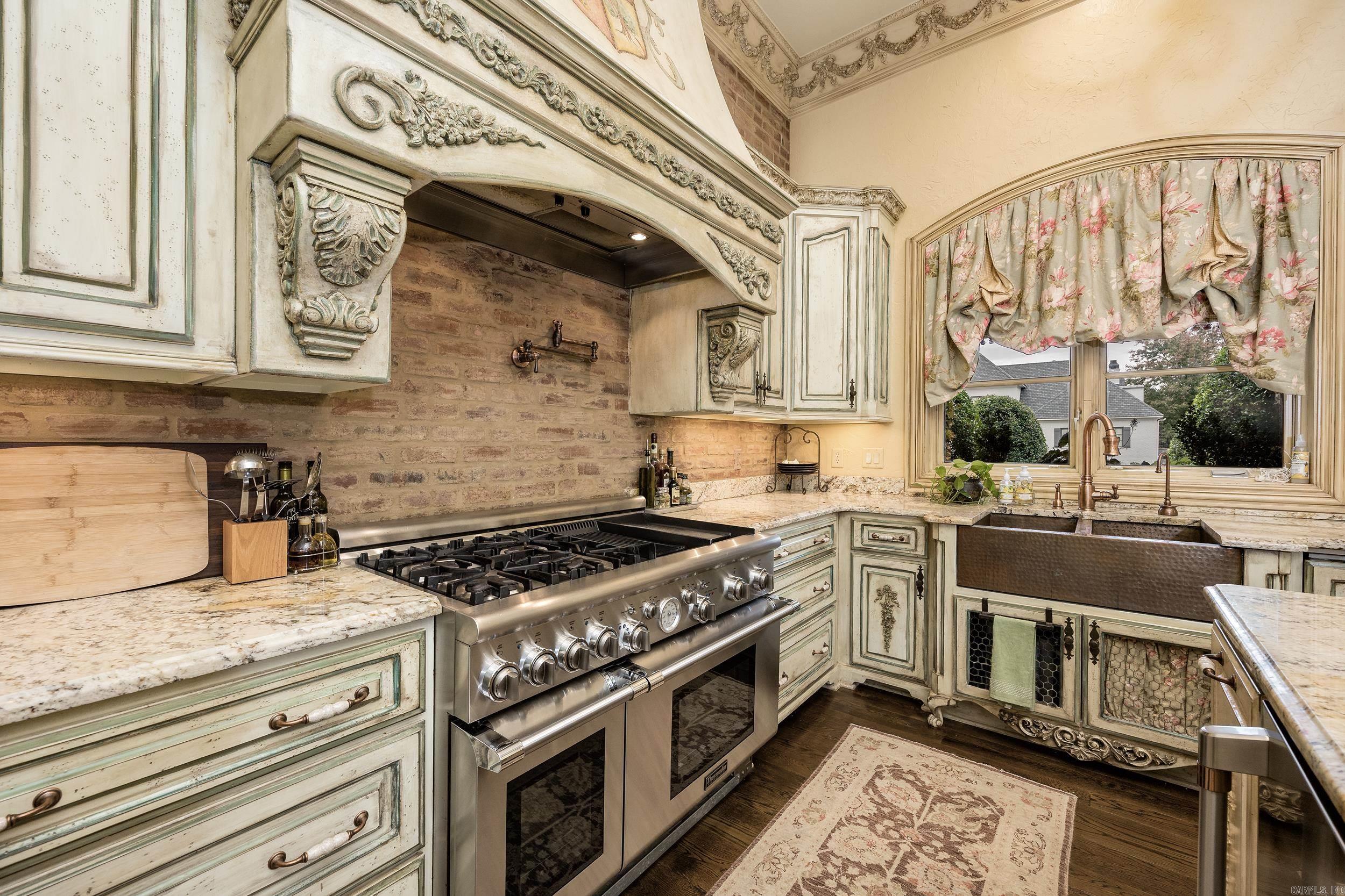 79 Sologne  Little Rock, AR