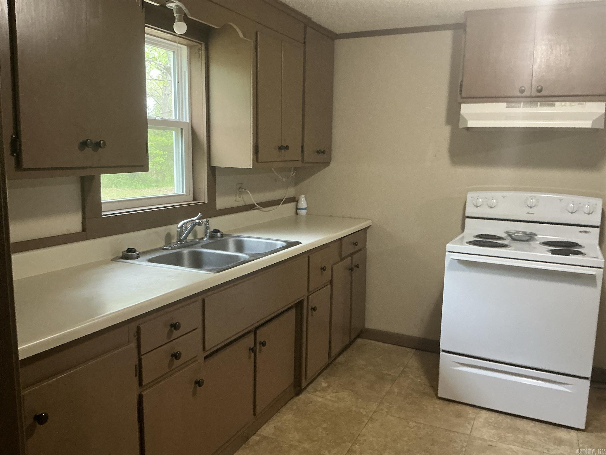 950 Hancock  Crossett, AR