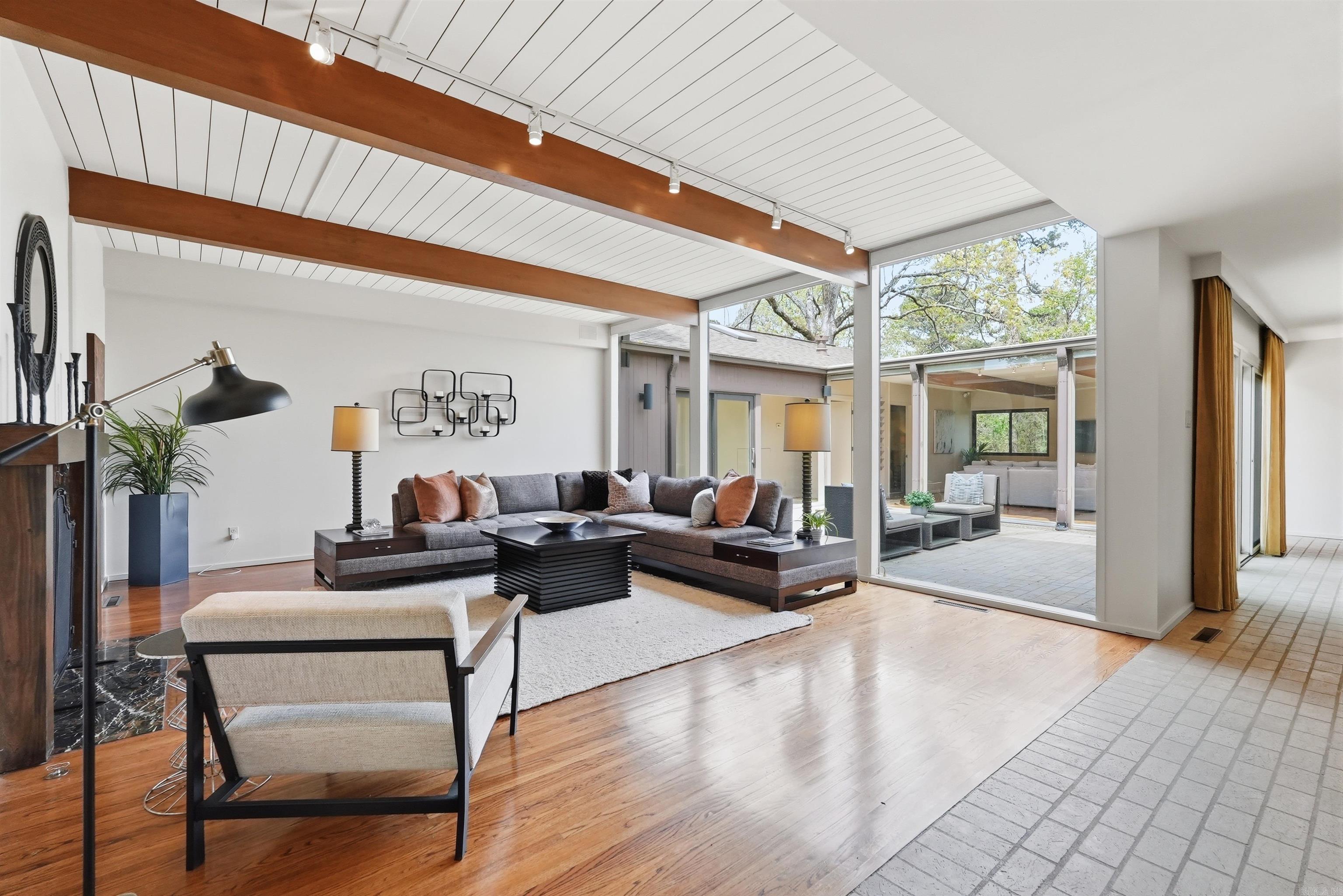 2 Glenridge  Little Rock, AR