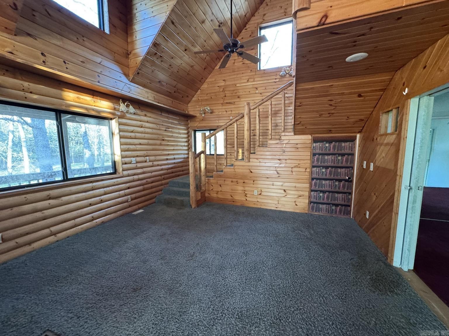 285 MC 2035  Lead Hill, AR