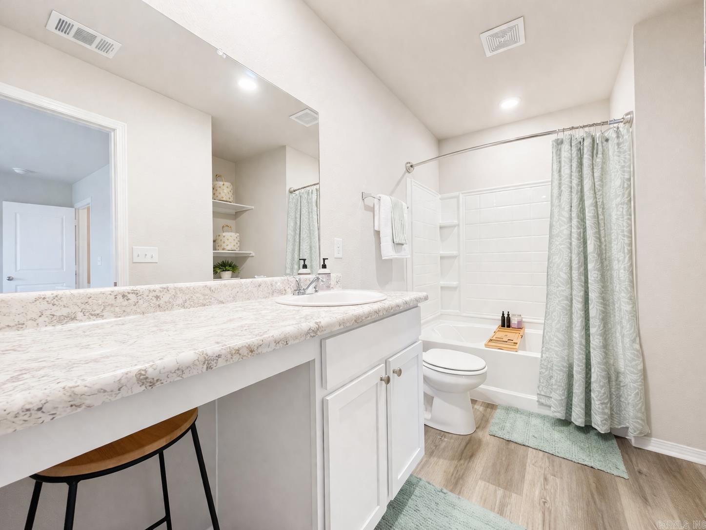 29 Fallen Oak  Conway, AR