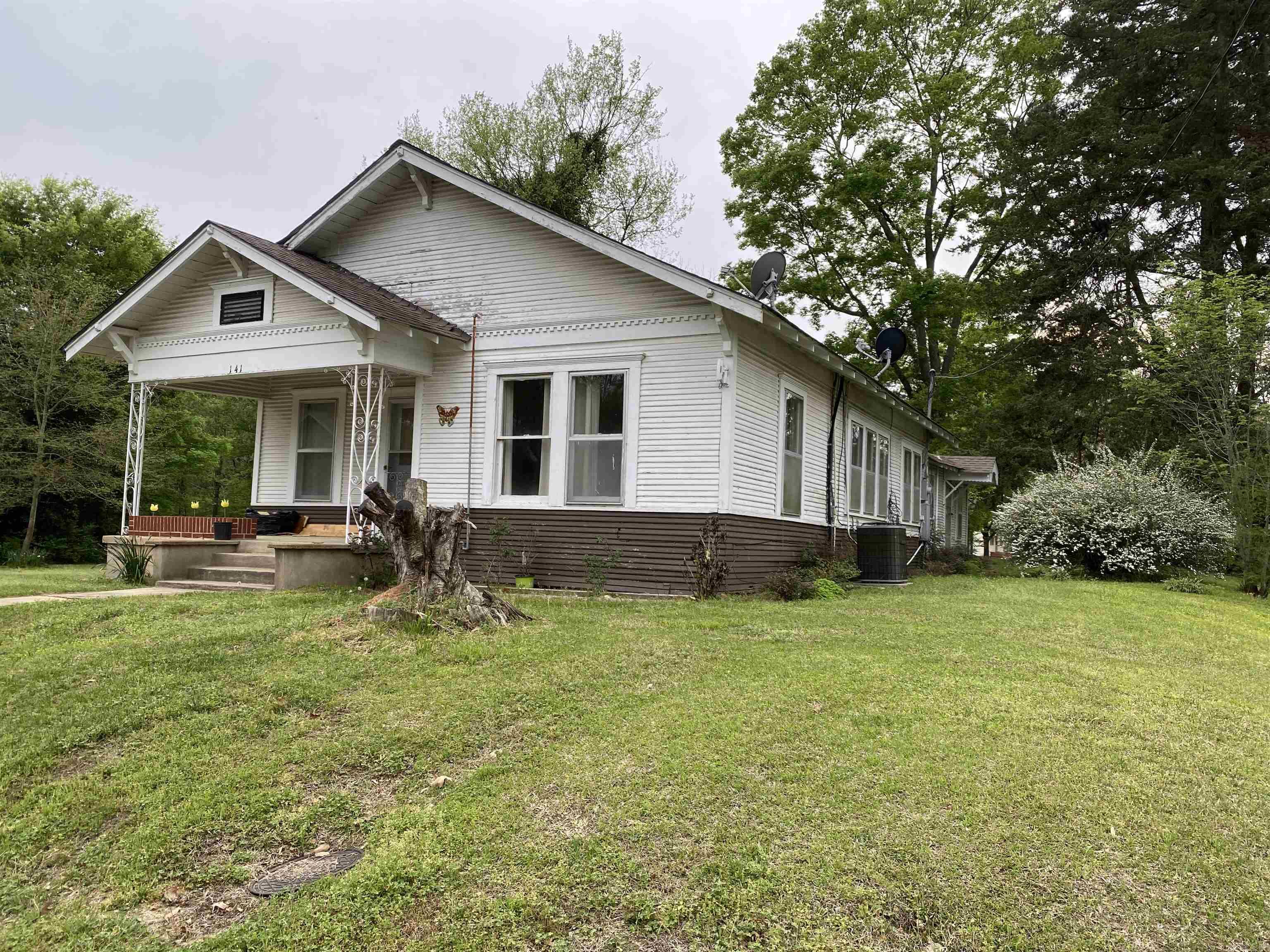 141 N Church  Mineral Sprs., AR